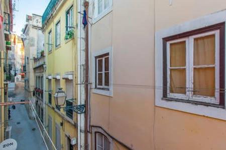 Lisbon Center Sweet Studio (Mouraria) view 2