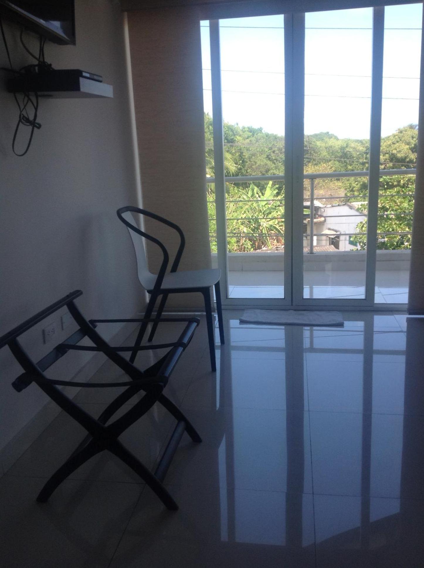 Lili House view 4