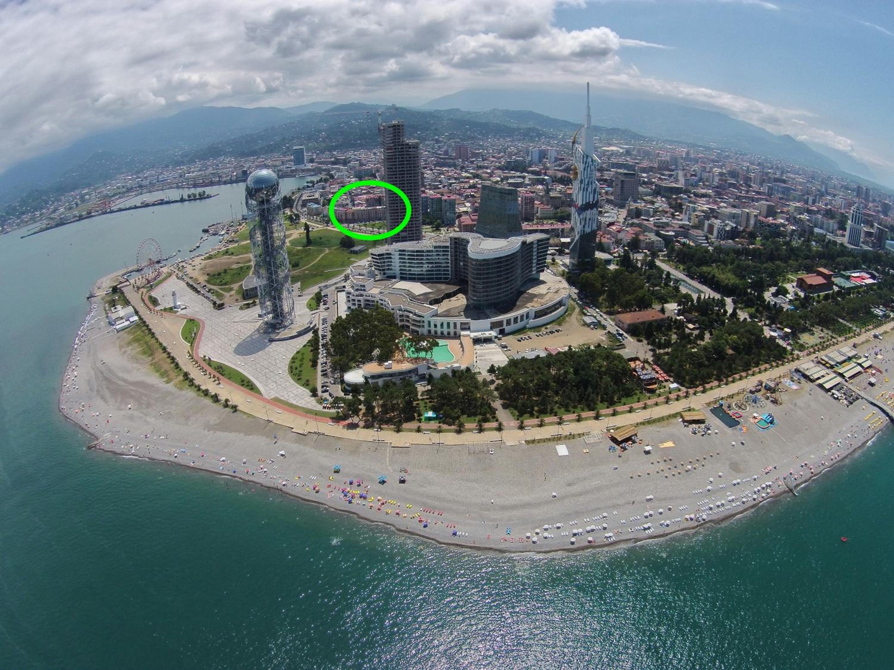 Apartment Gamarjoba Batumi view 3