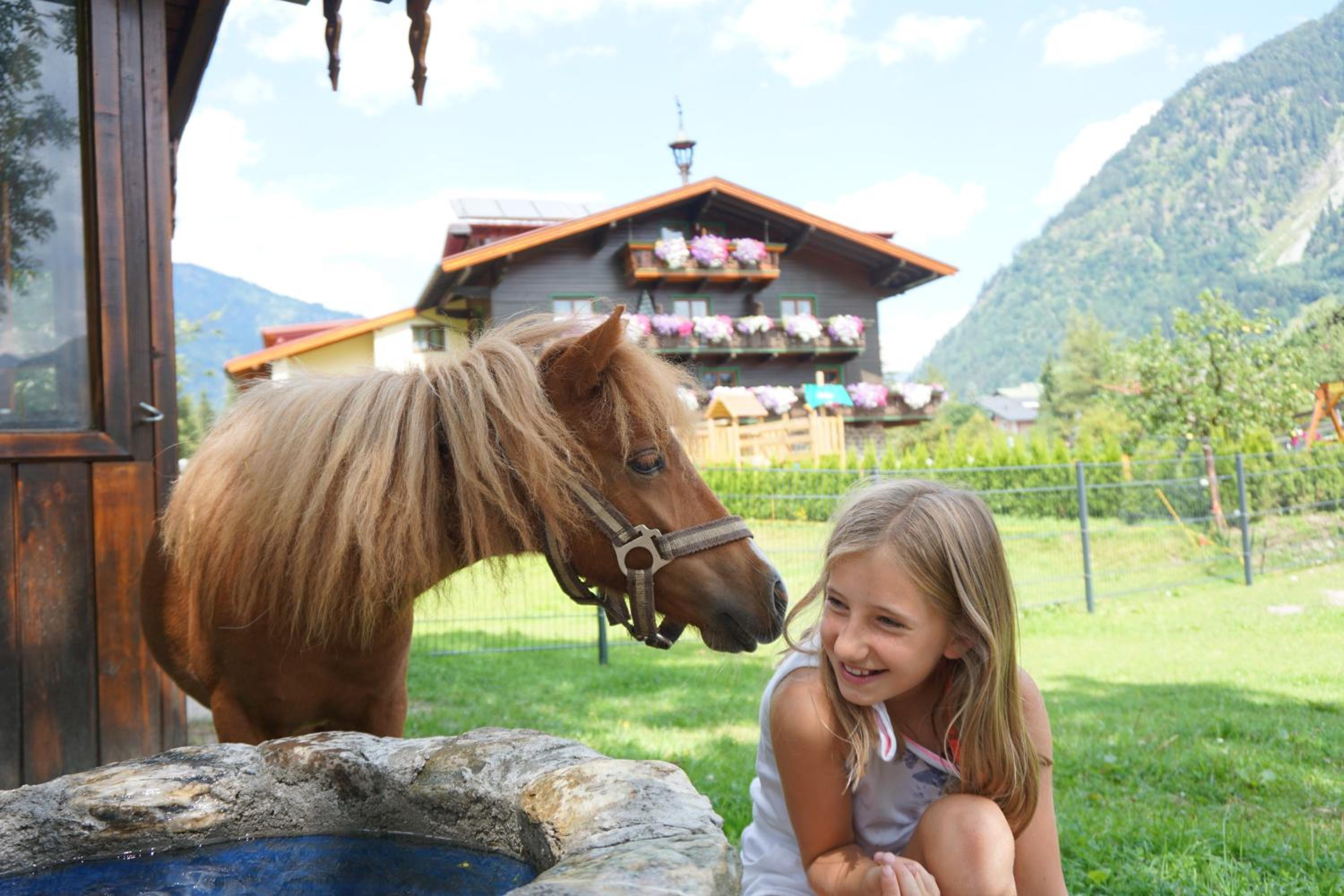 KENDLGUT Appartements am BioBauernhof inklusive unbegrenztem Eintritt in die Alpentherme