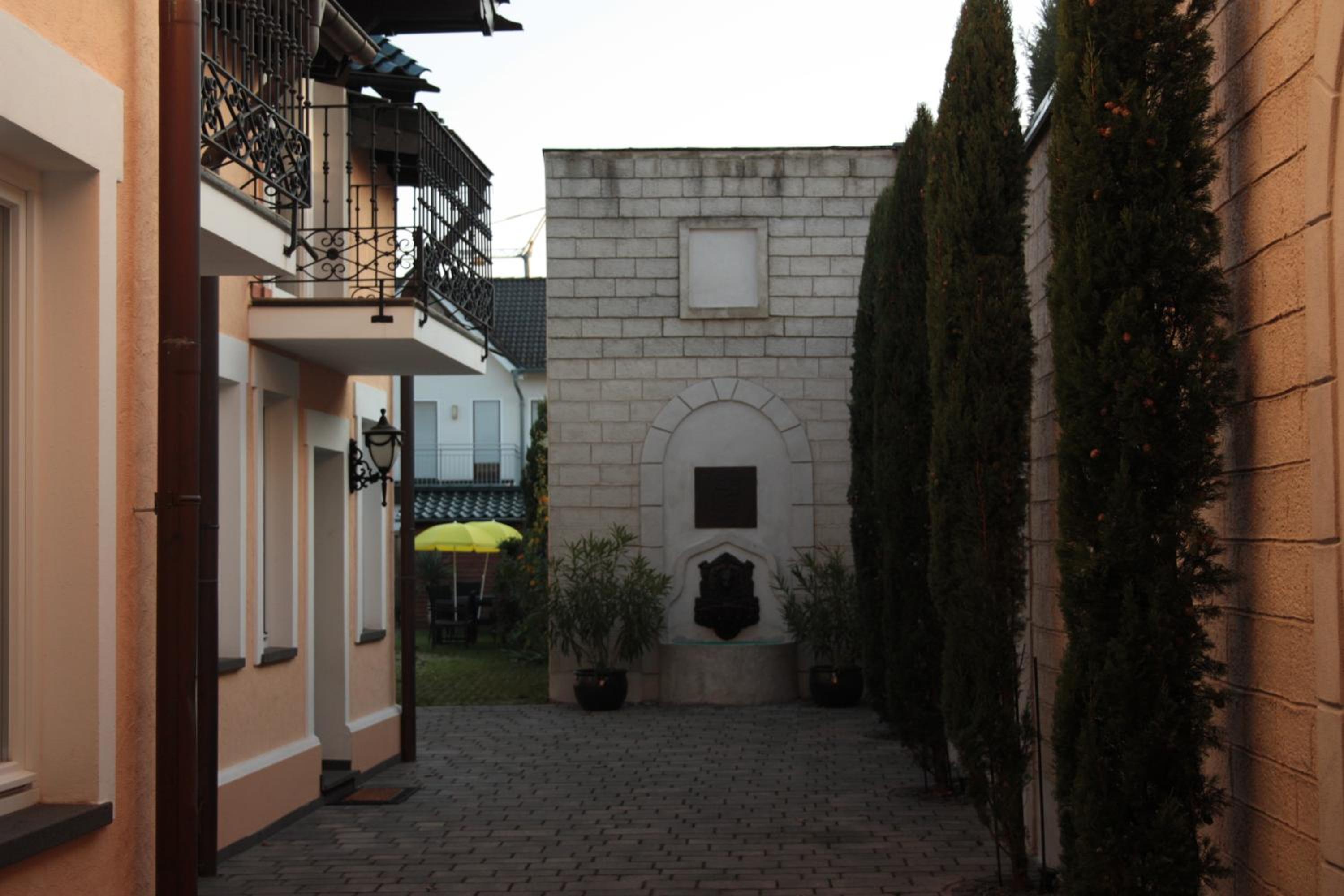Photo 7