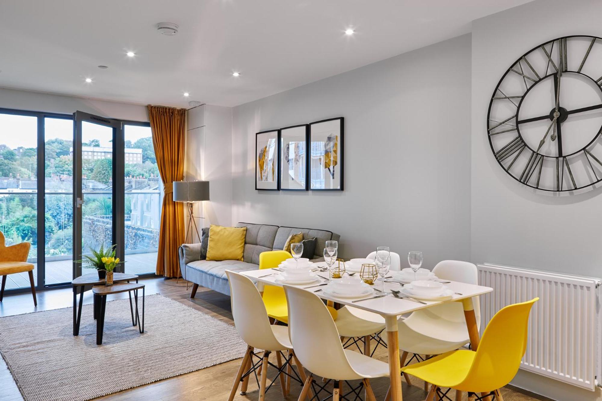Elegant Plus Luxury Apartments