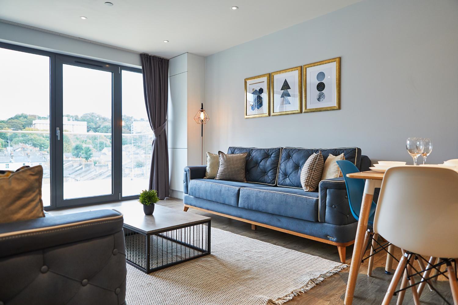 Elegant Plus Luxury Apartments