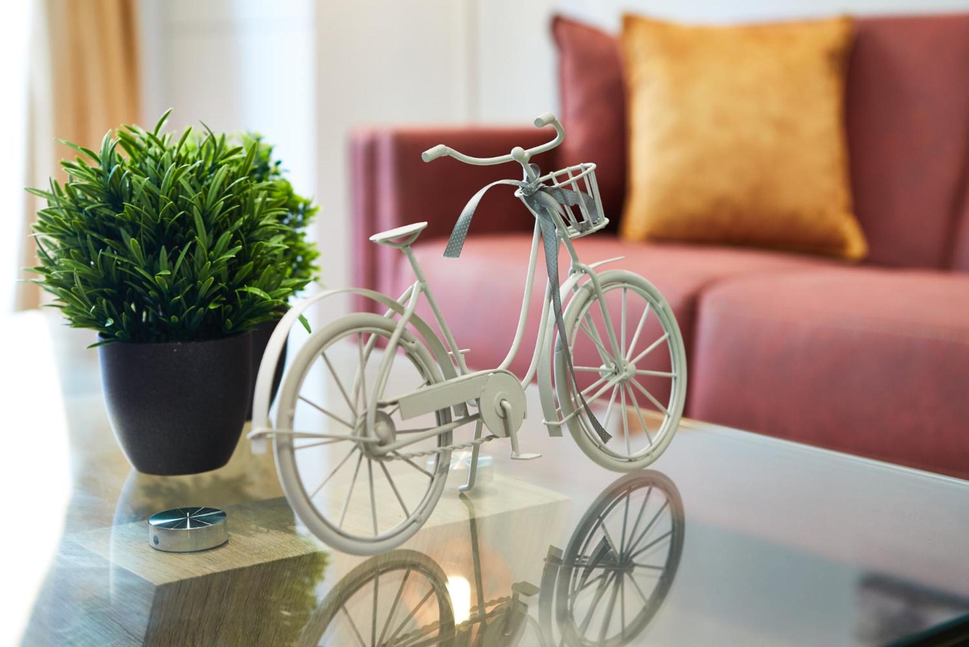 Elegant Plus Luxury Apartments