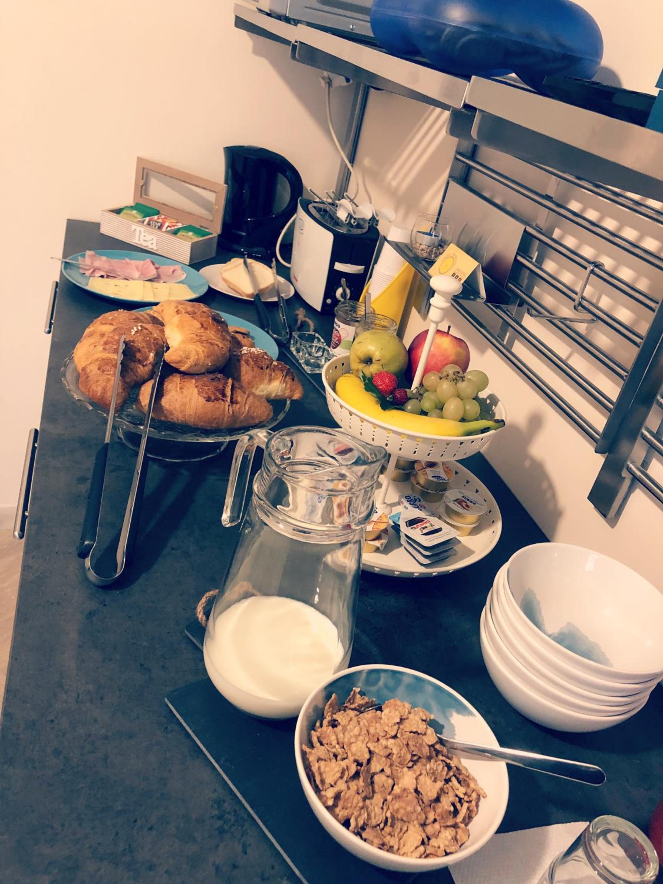 Napoli City Inn