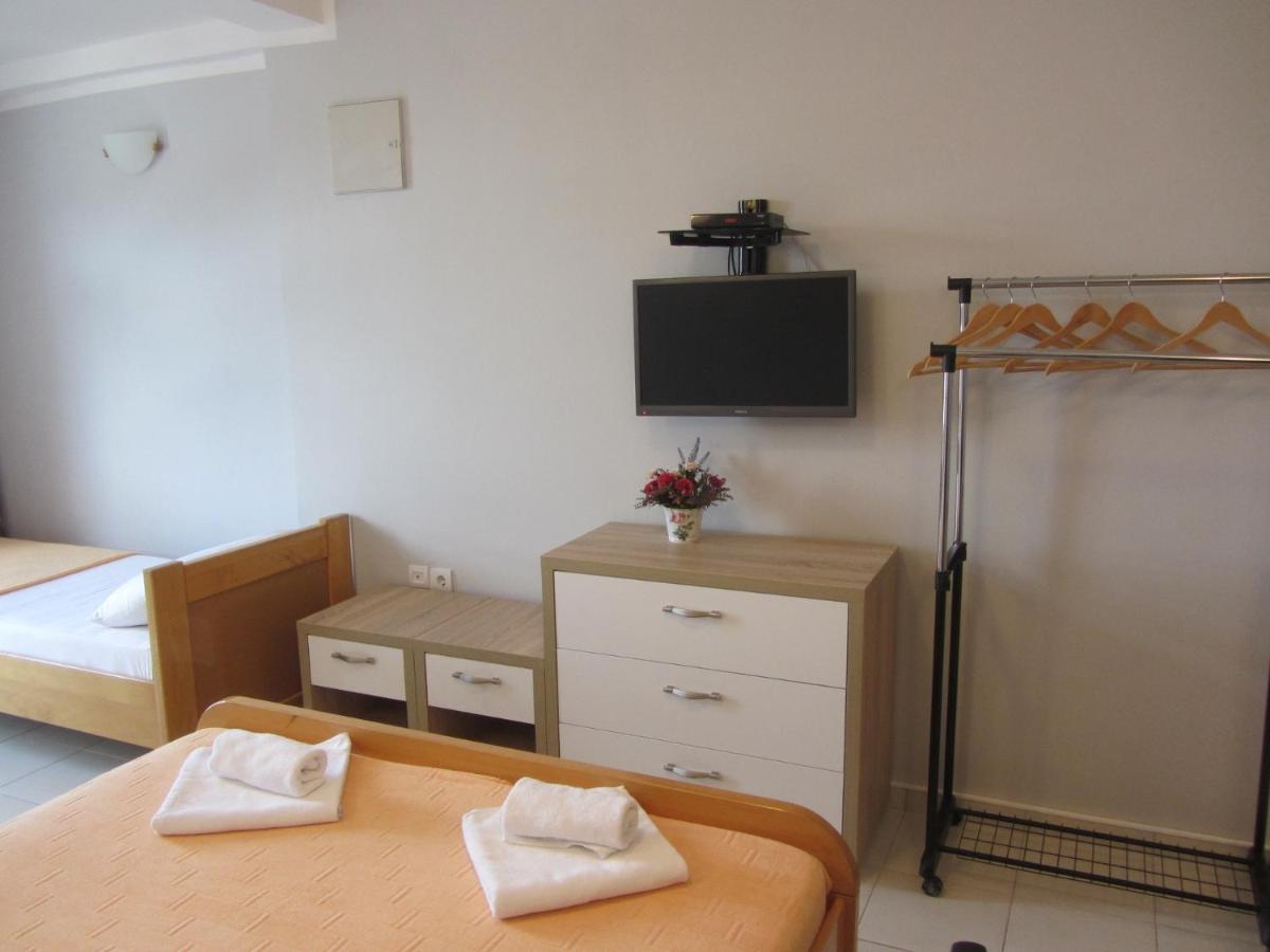 Photo 23