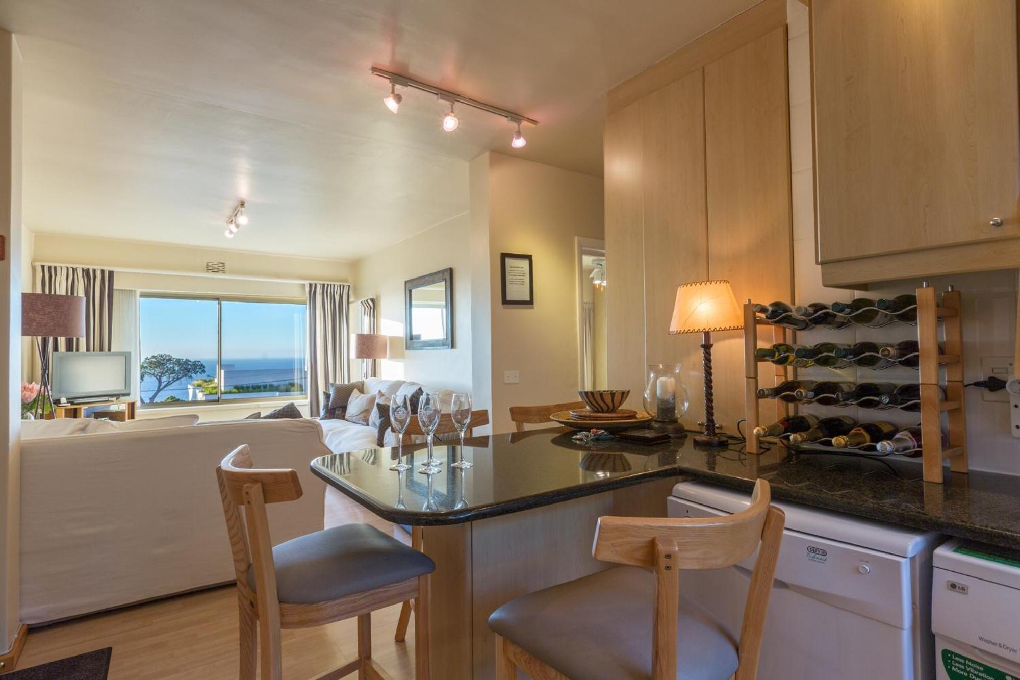 Seaview 10 Monte Carlo Camps Bay view 4