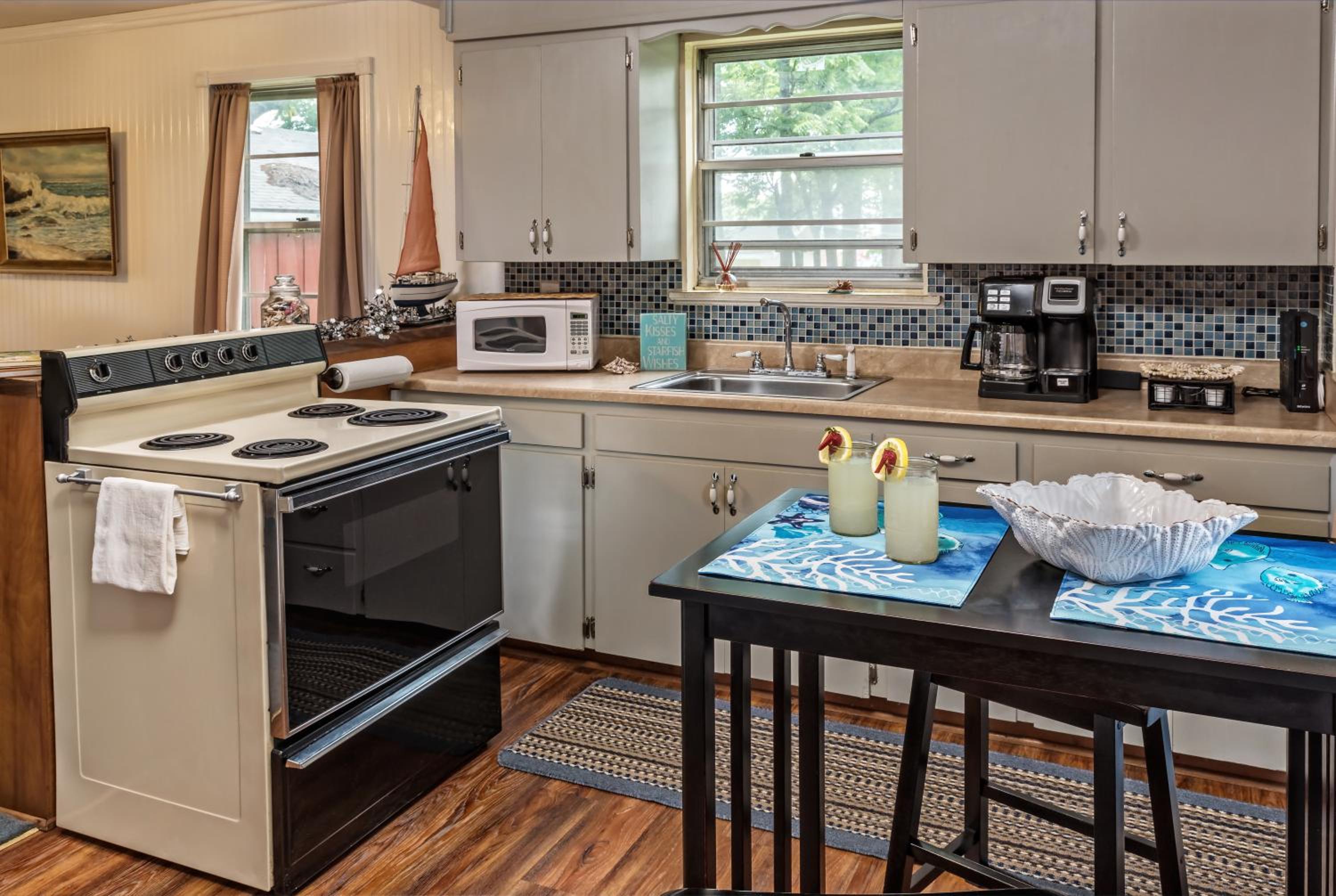 Silver Heart Inn & Cottages