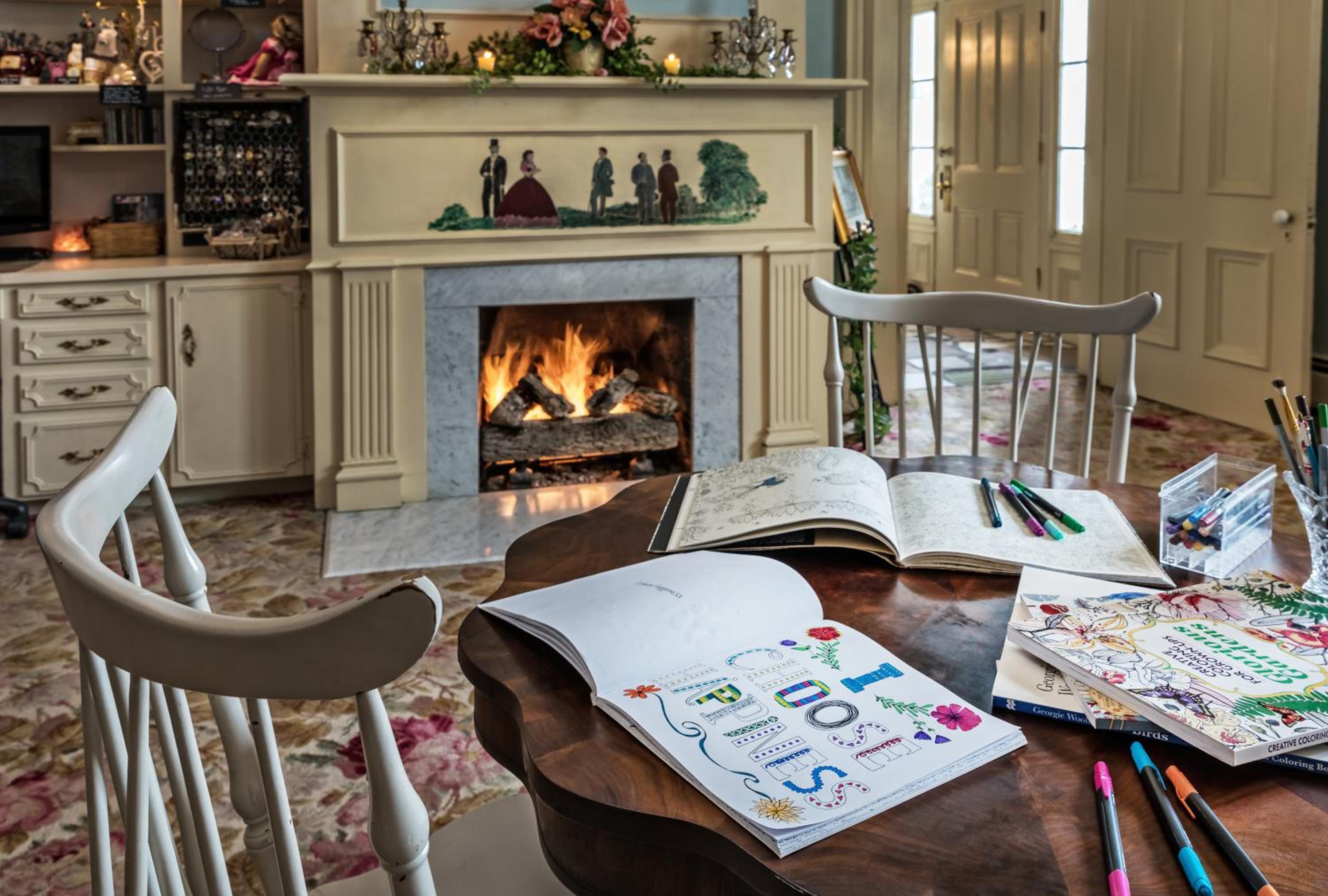 Silver Heart Inn & Cottages