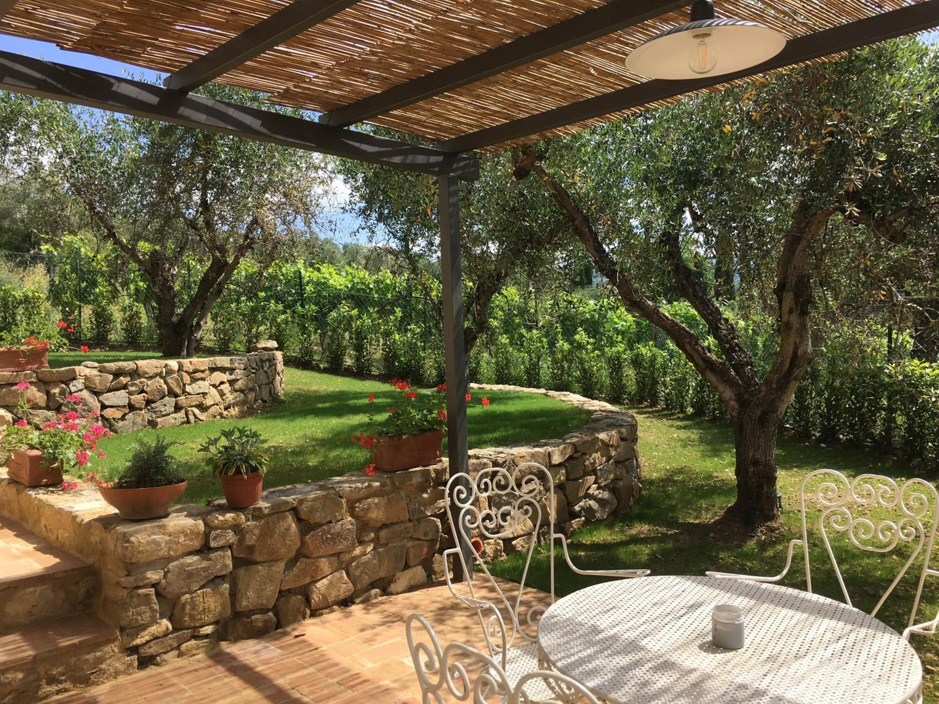 Casale di Villore view 4