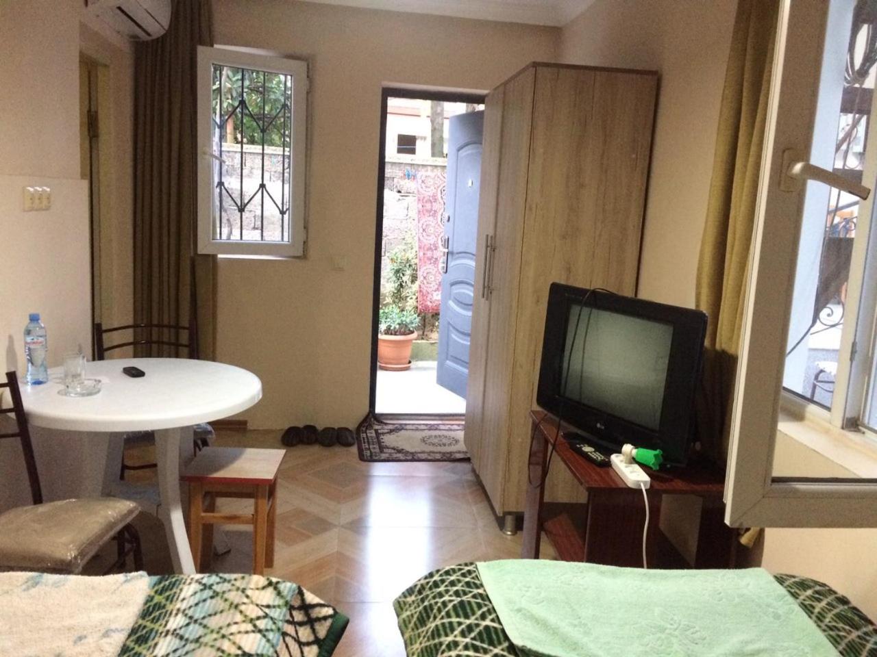 Batumi Guesthouse 28a view 5