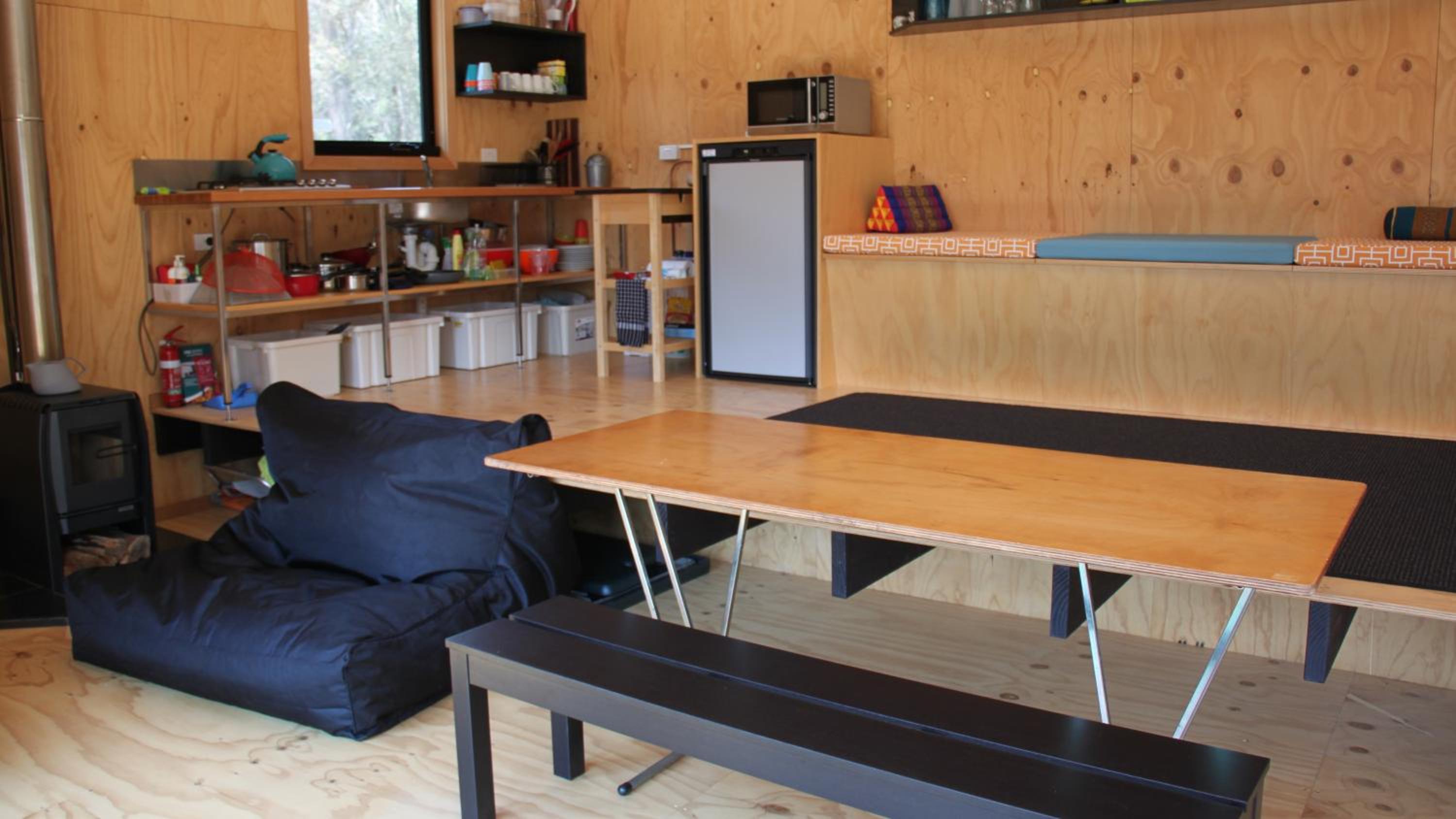 BAY OF FIRES ECO HUT off grid experience at Binalong Bay