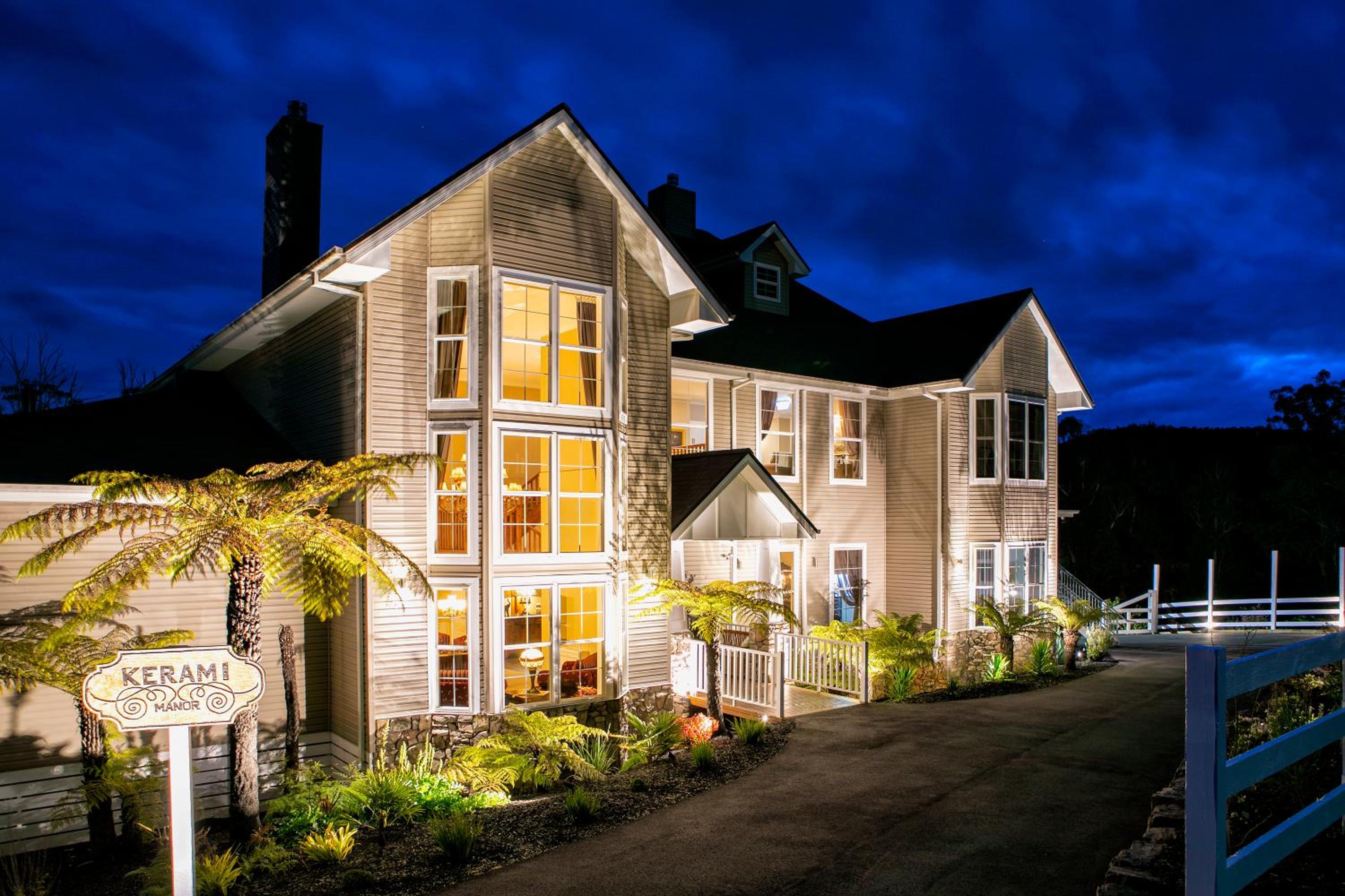 Hotel Kerami Manor & Day Spa