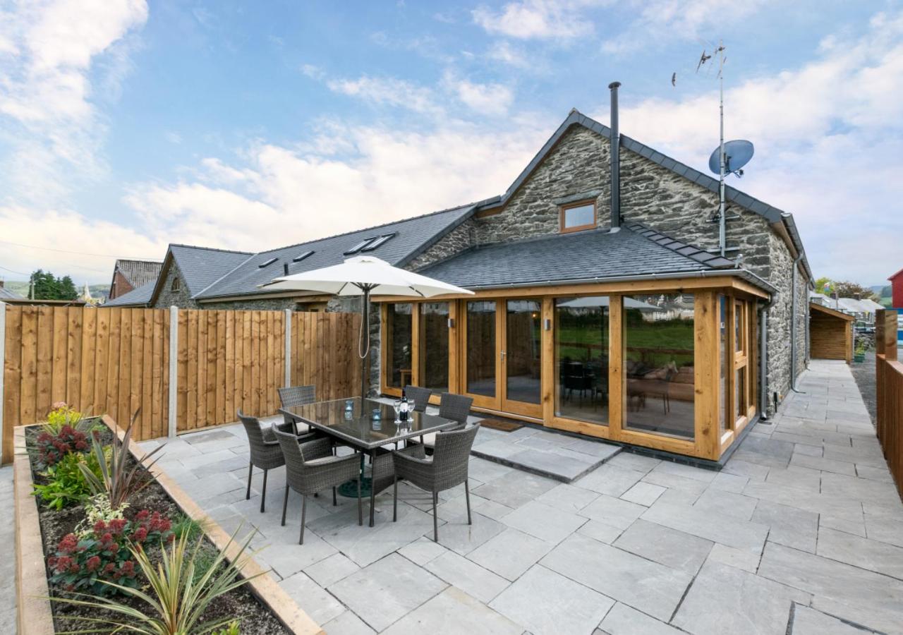 3 Bed in Bala oc-bow69 view 3
