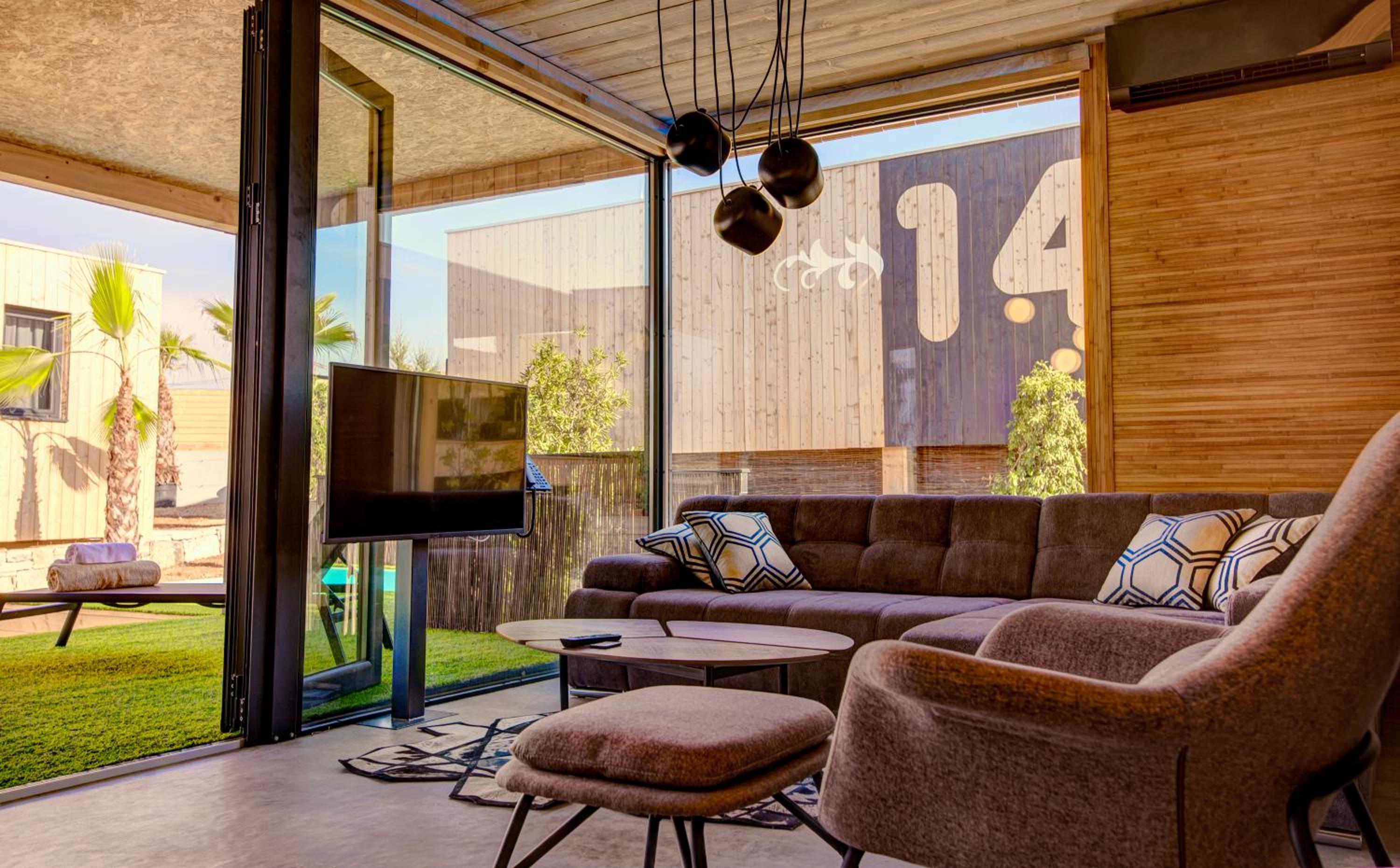 Noa Glamping Resort