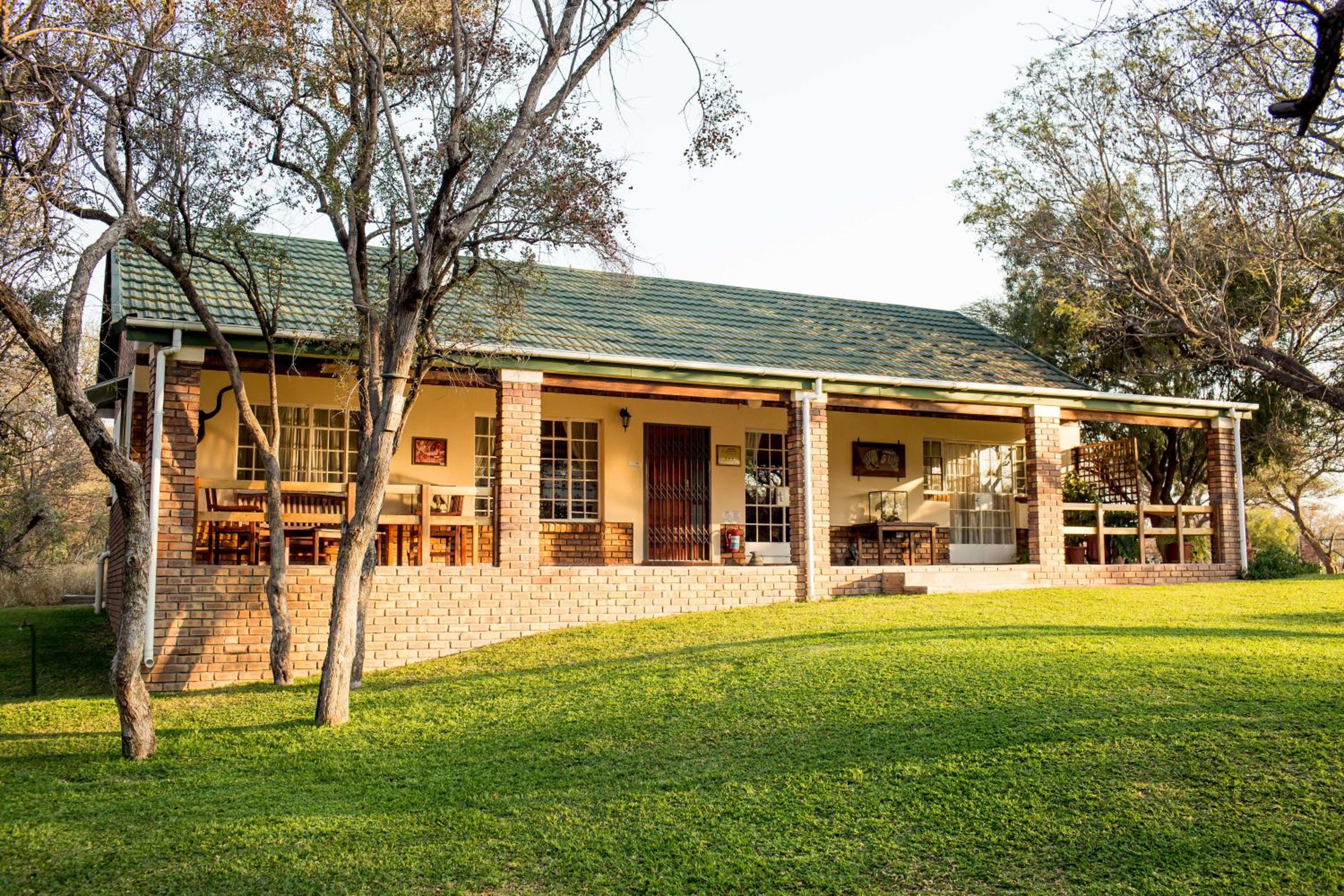 Woodlands Stop Over and Lodge