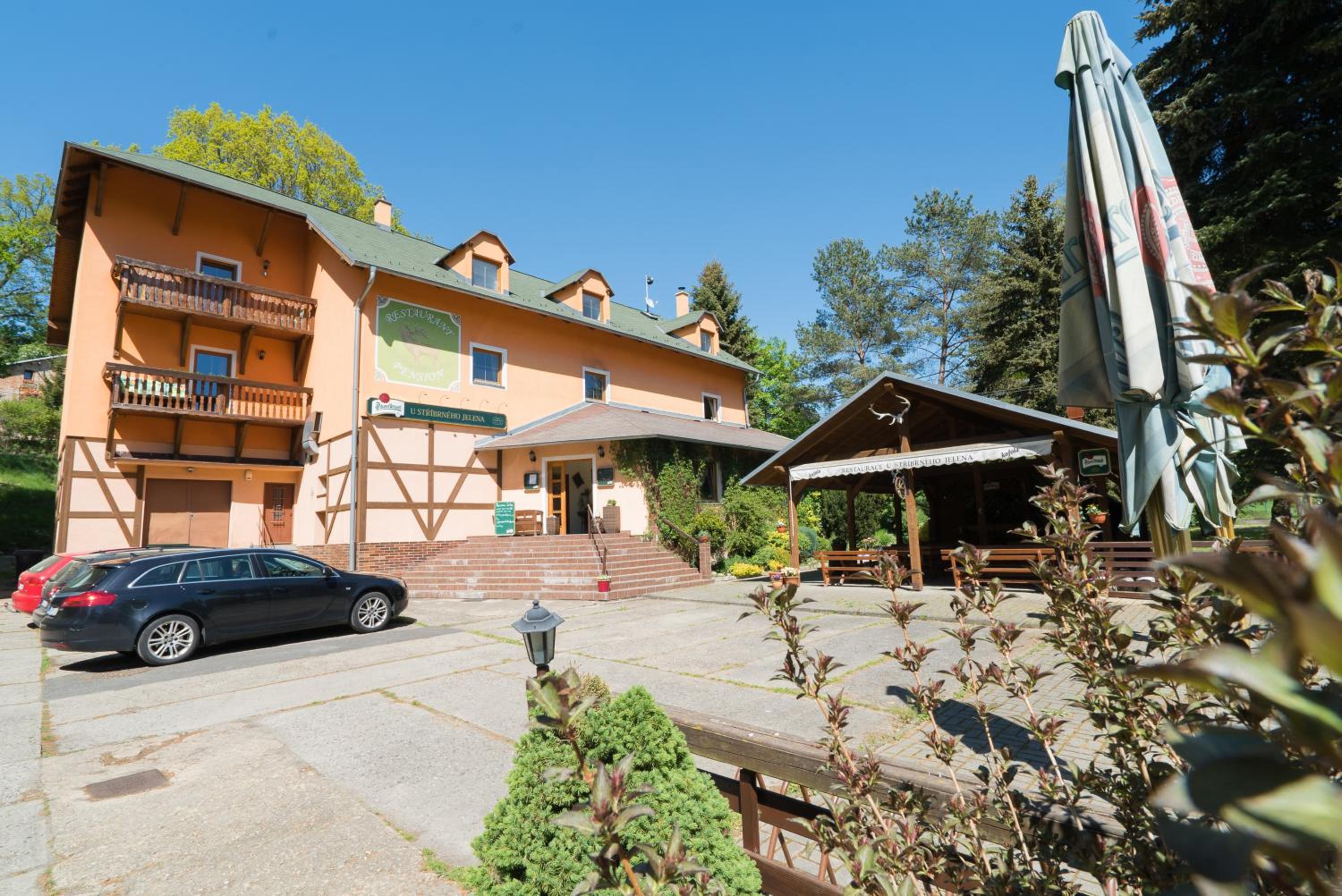 Hotel Pension U Stříbrného Jelena - Image 1