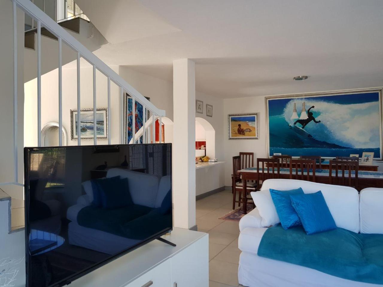 Villa COCONUT GROVE view 2