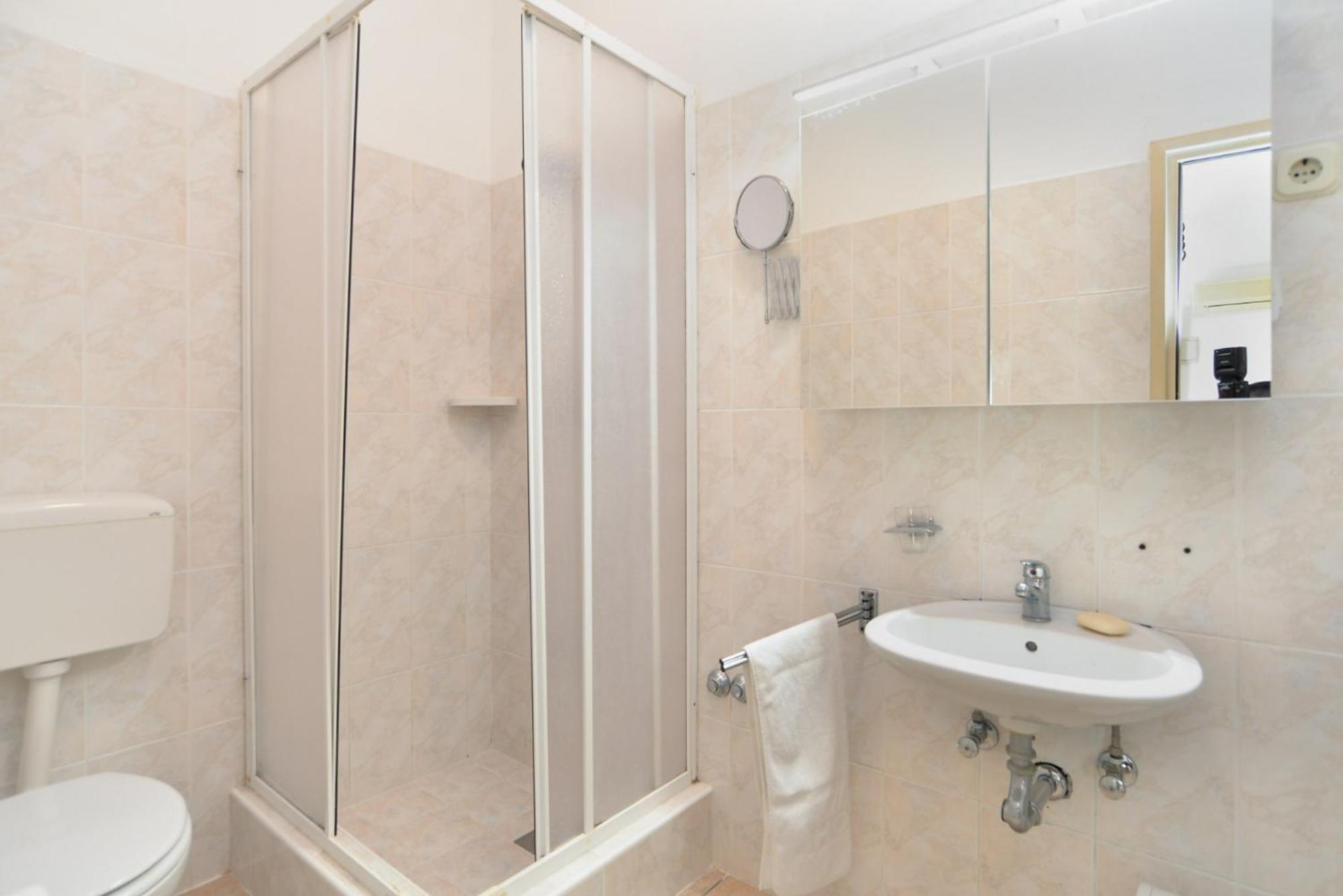 Photo 39