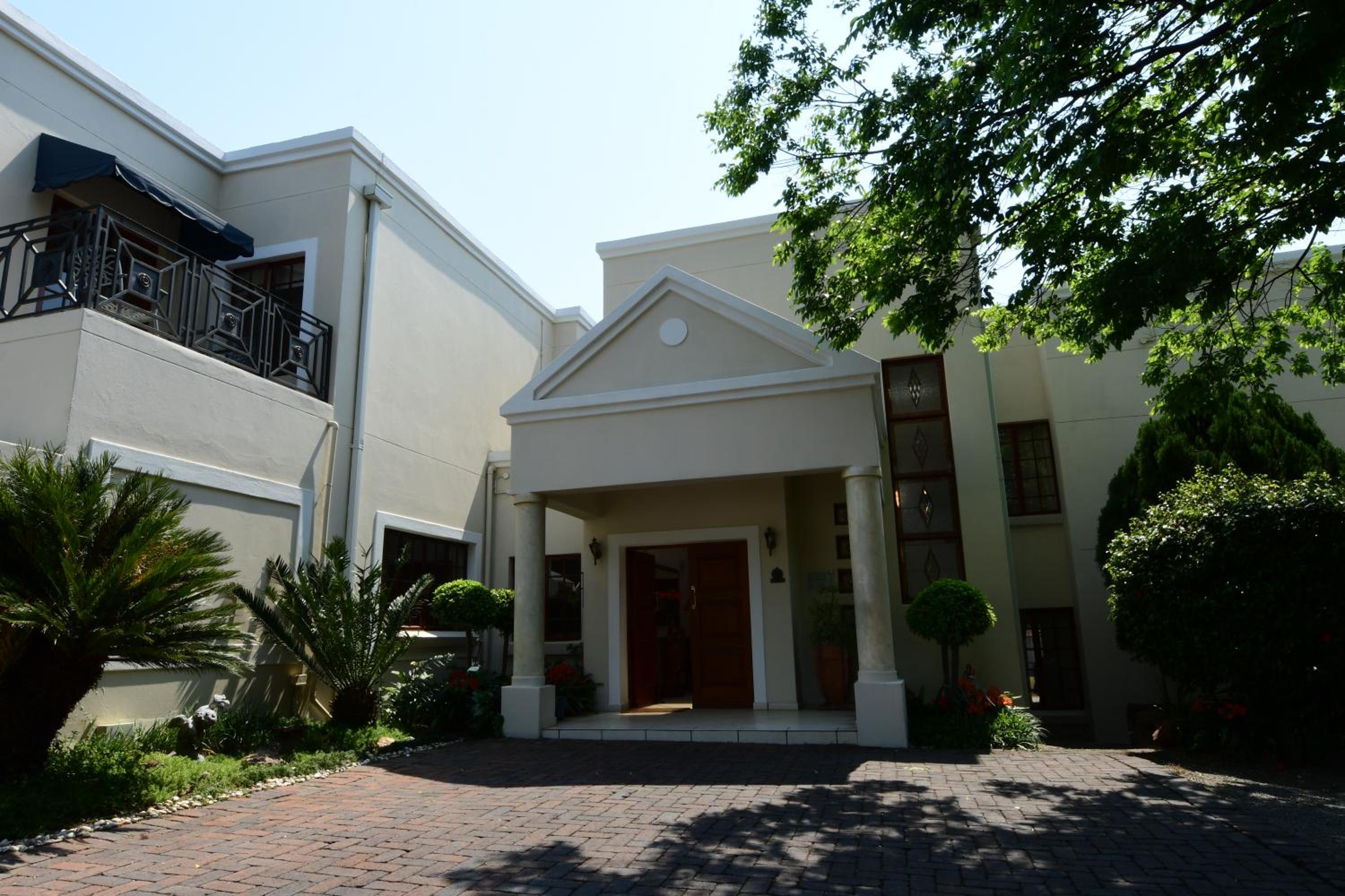 Highgrove Guesthouse Morningside Sandton