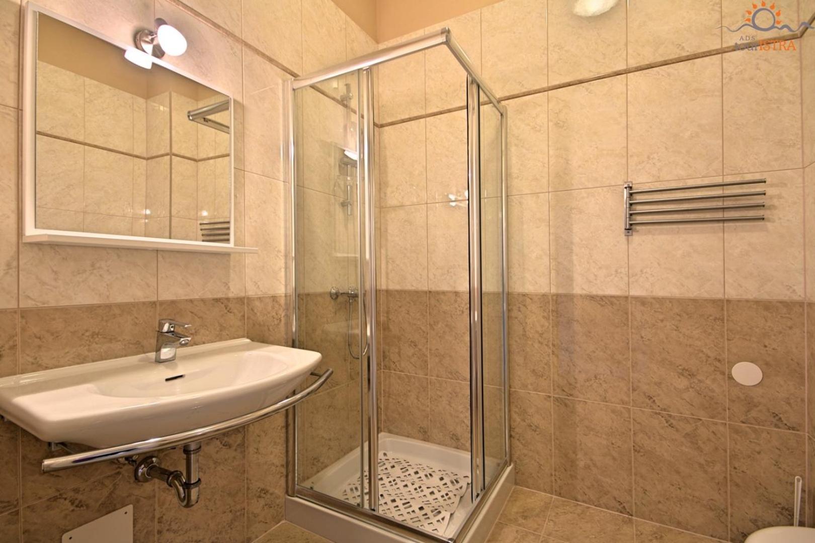 Rotonda Inn Novigrad
