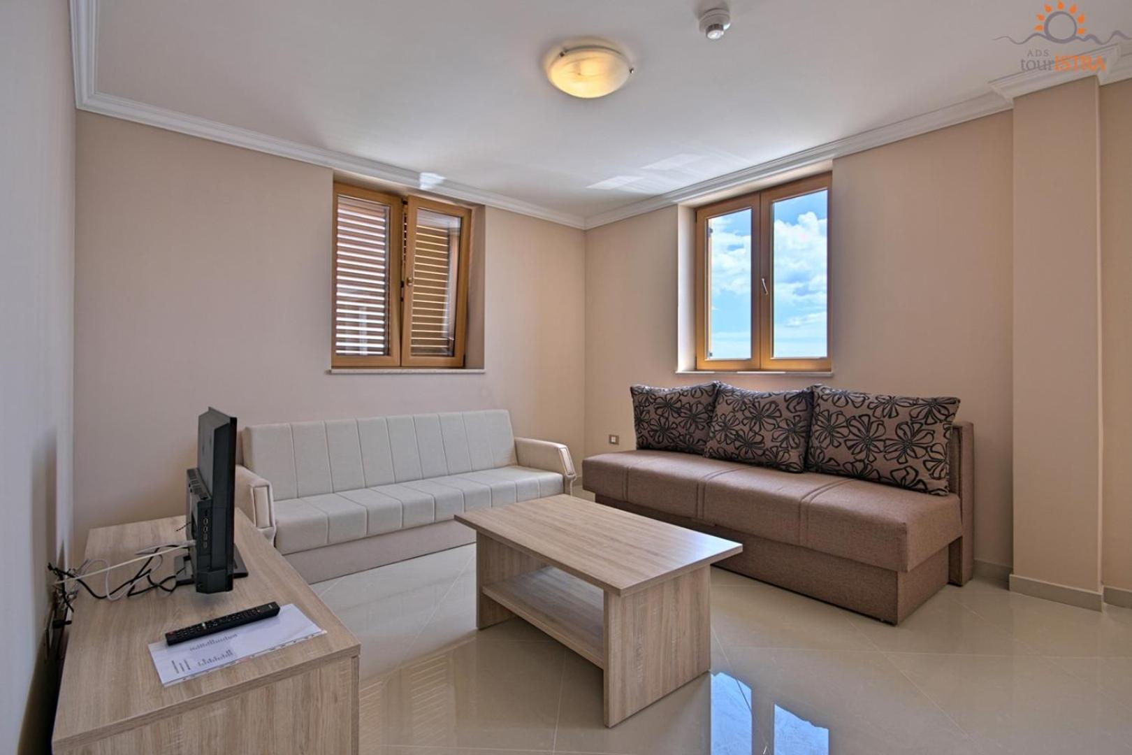 Rotonda Inn Novigrad