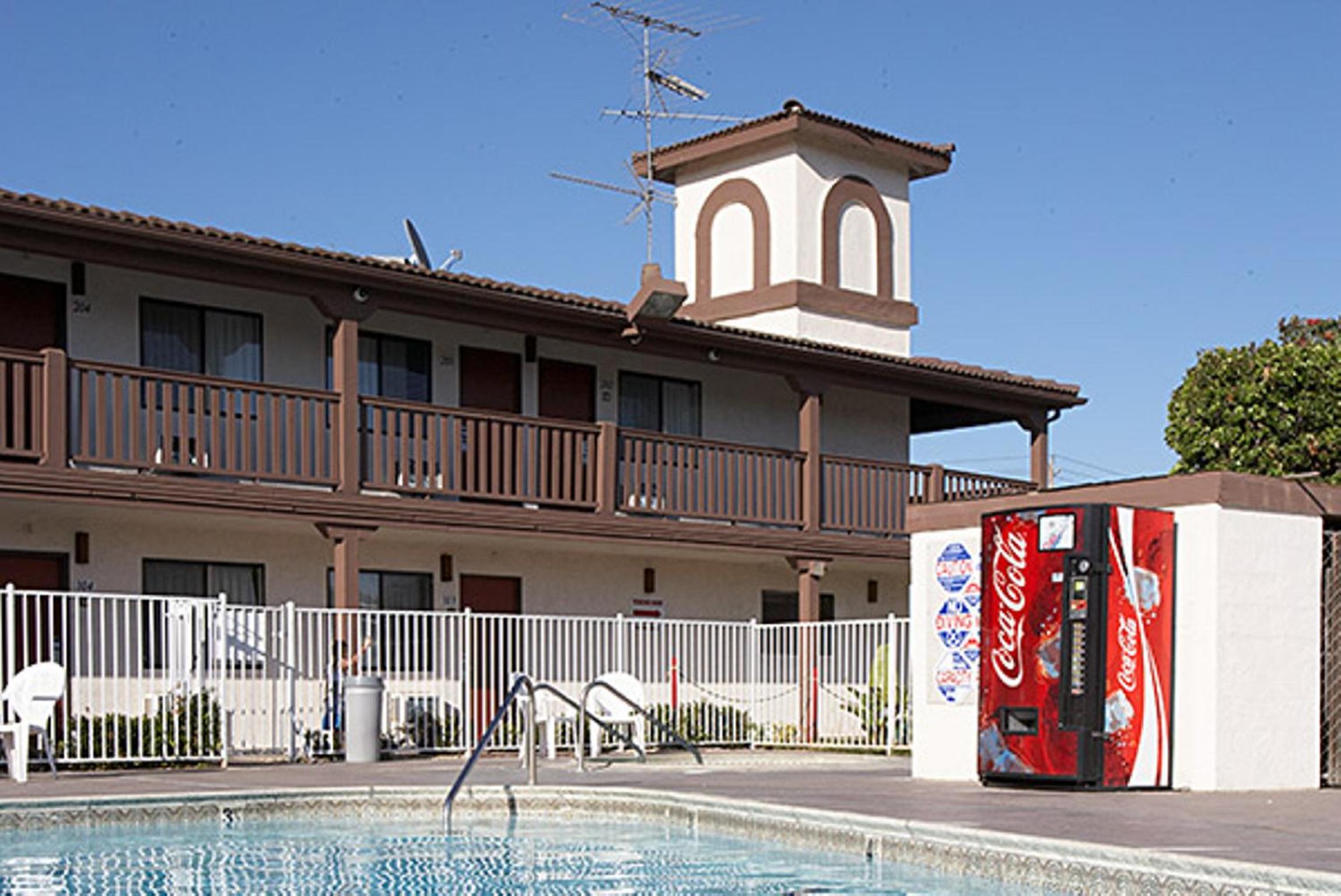 Newark Vacations - EZ 8 Motel Newark - Property Image 5