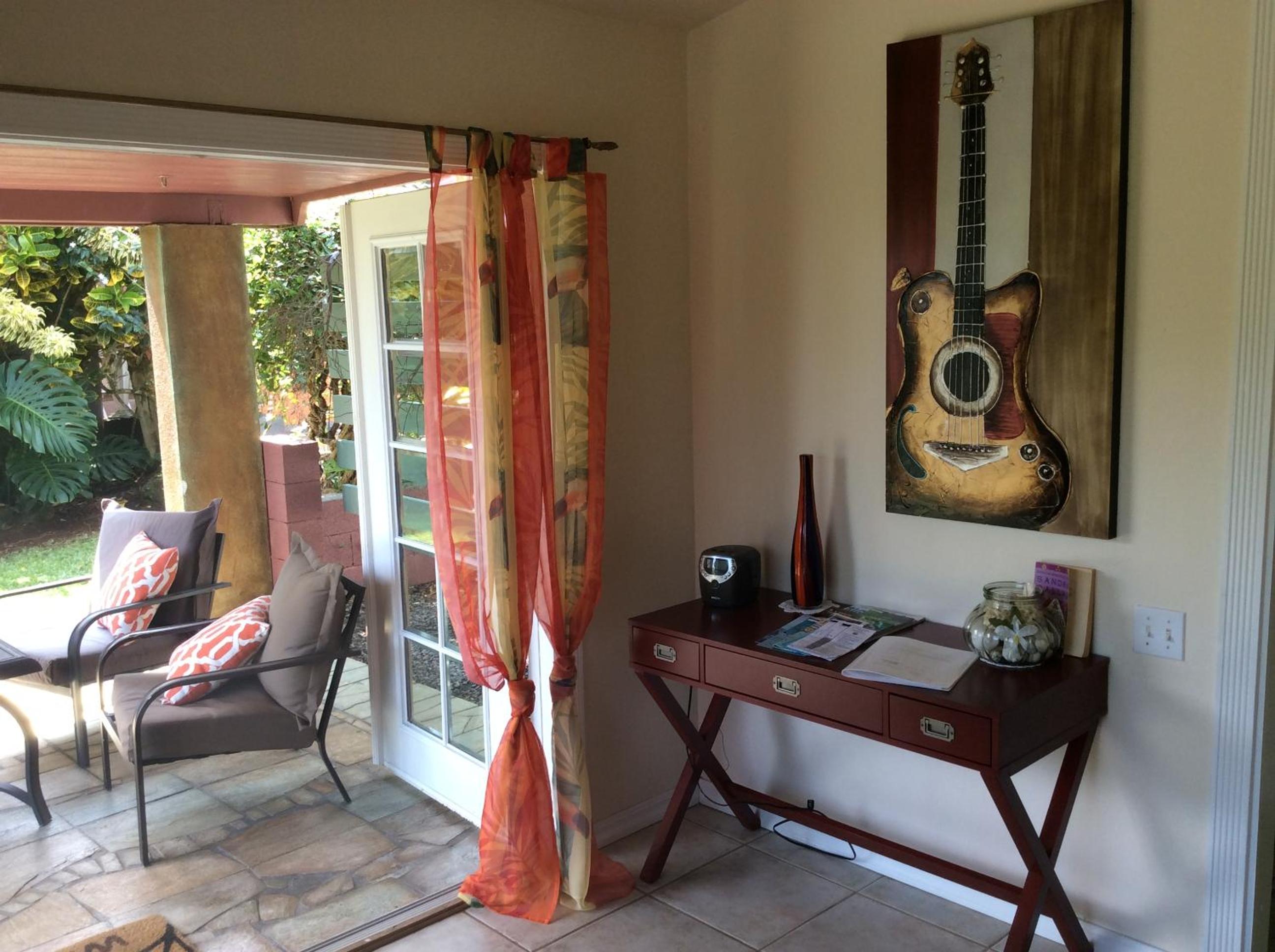 Mediteranean style Ohana Rental / Garden Bungalow in Pahoa view 3