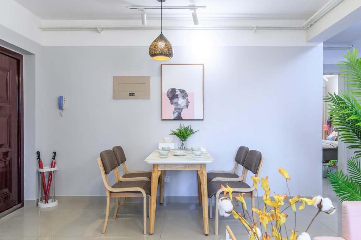 Baoding Jingxiu·BaoDing Railway Station· Locals Apartment 00173430