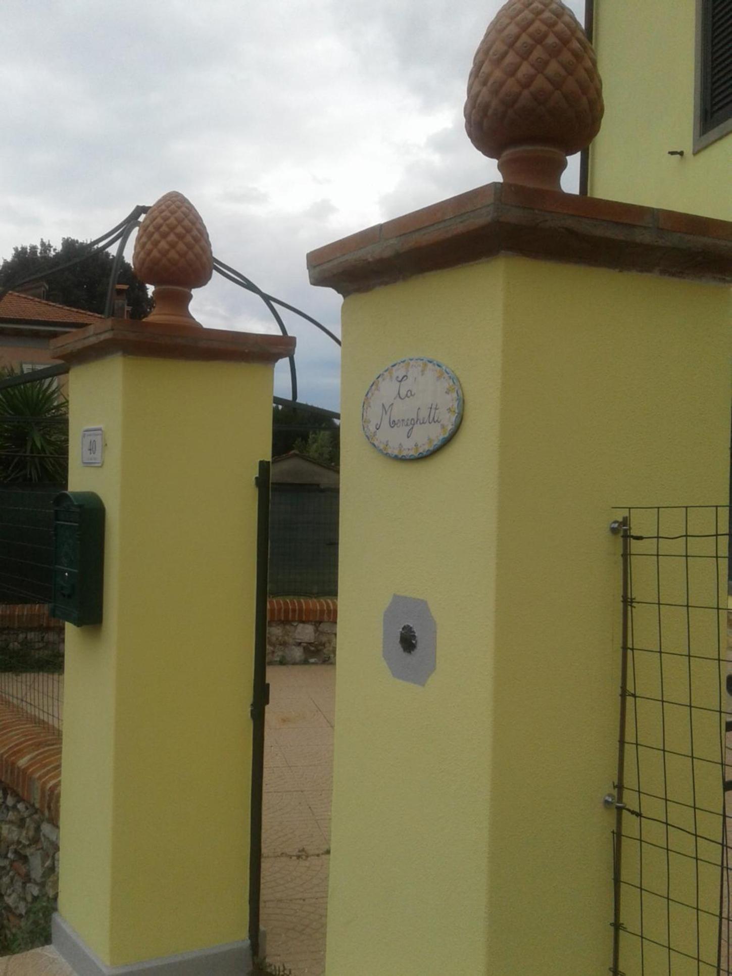 CA' MENEGHETTI view 3