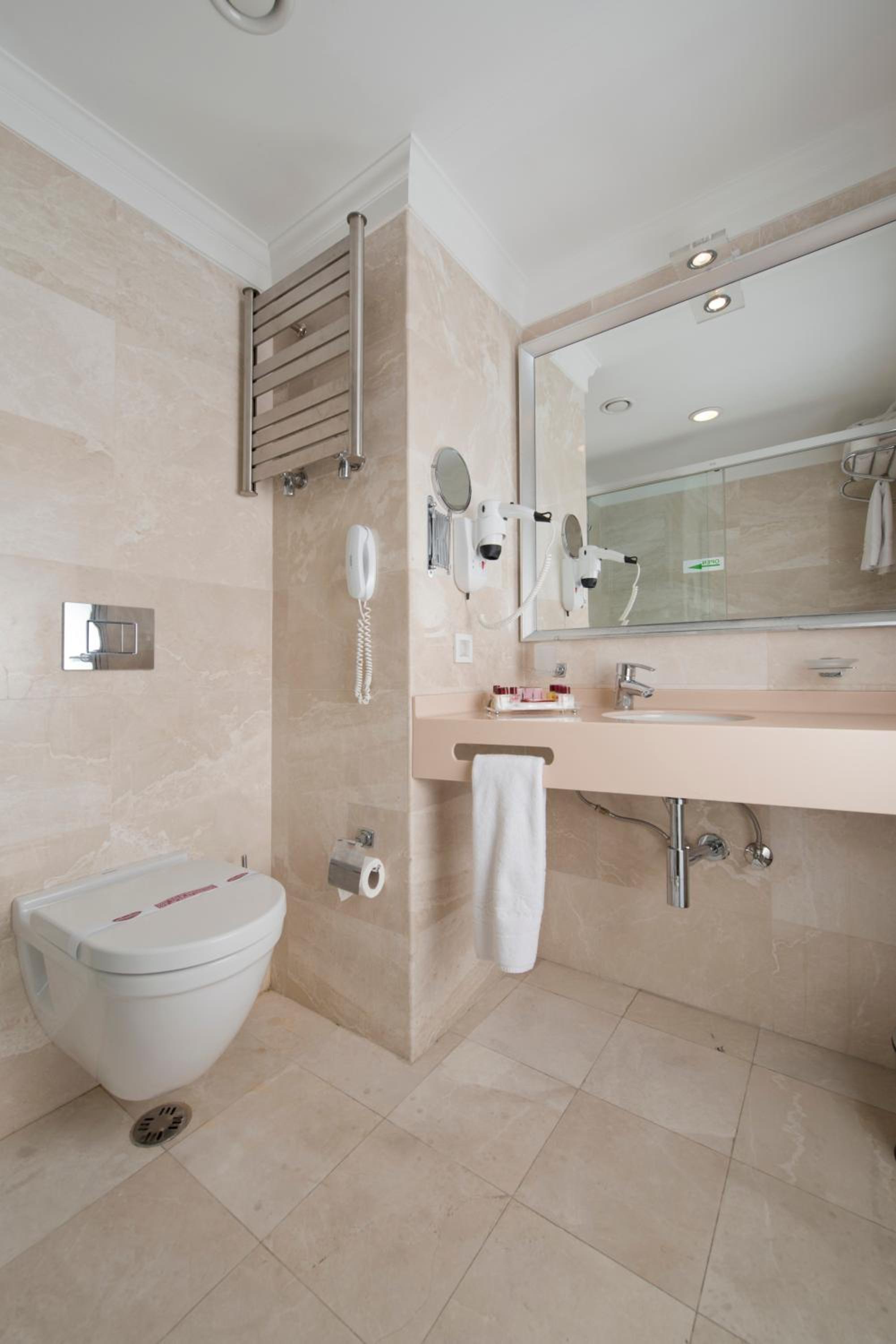 Emporium Otel - Image 13