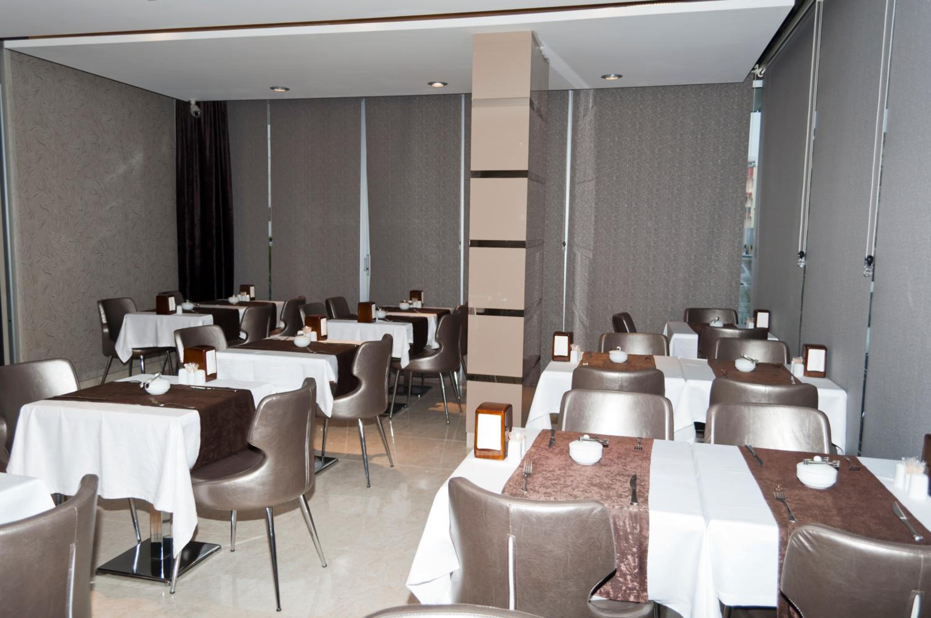 Sultan Hotel - Image 43
