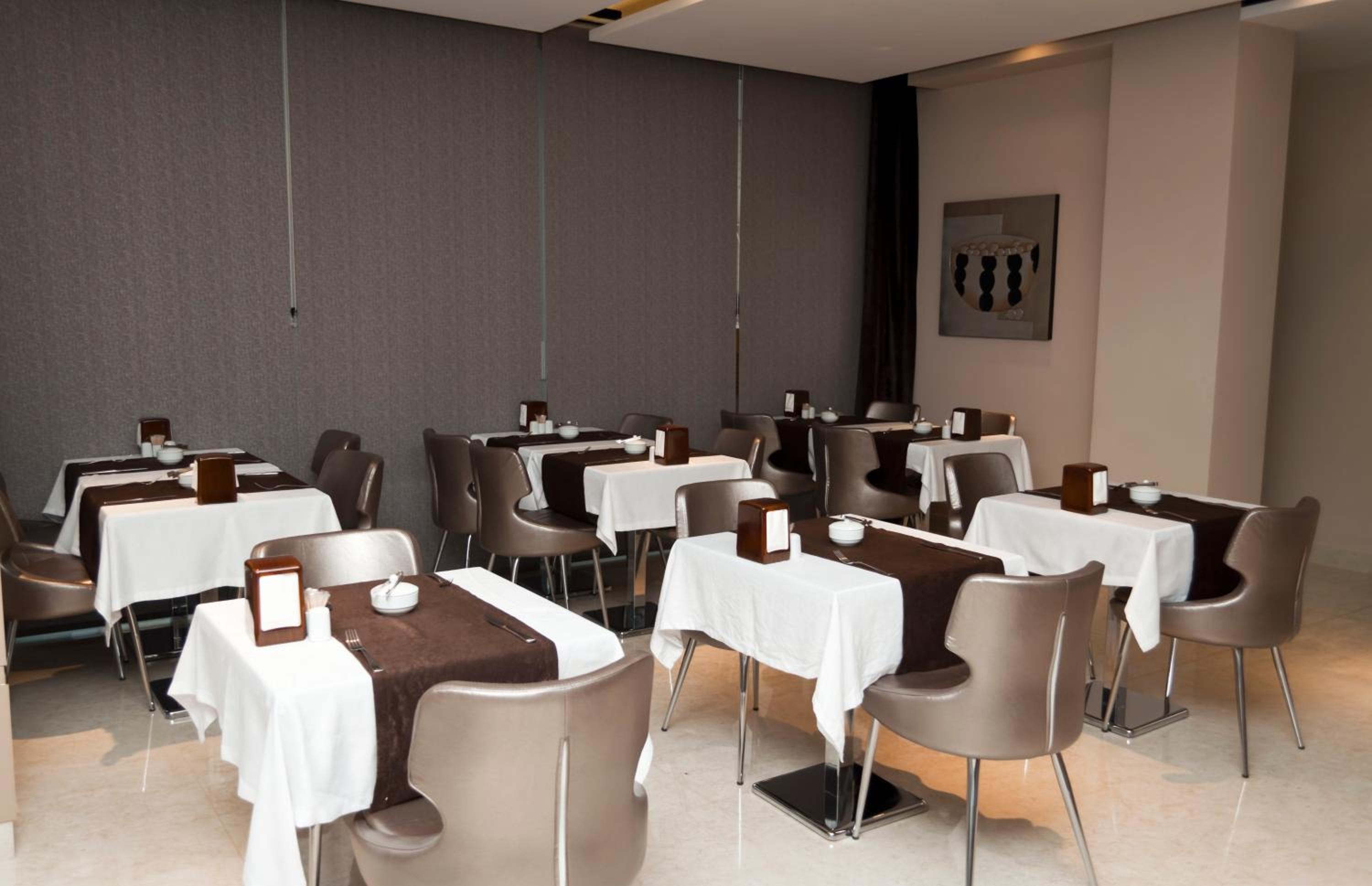 Sultan Hotel - Image 42