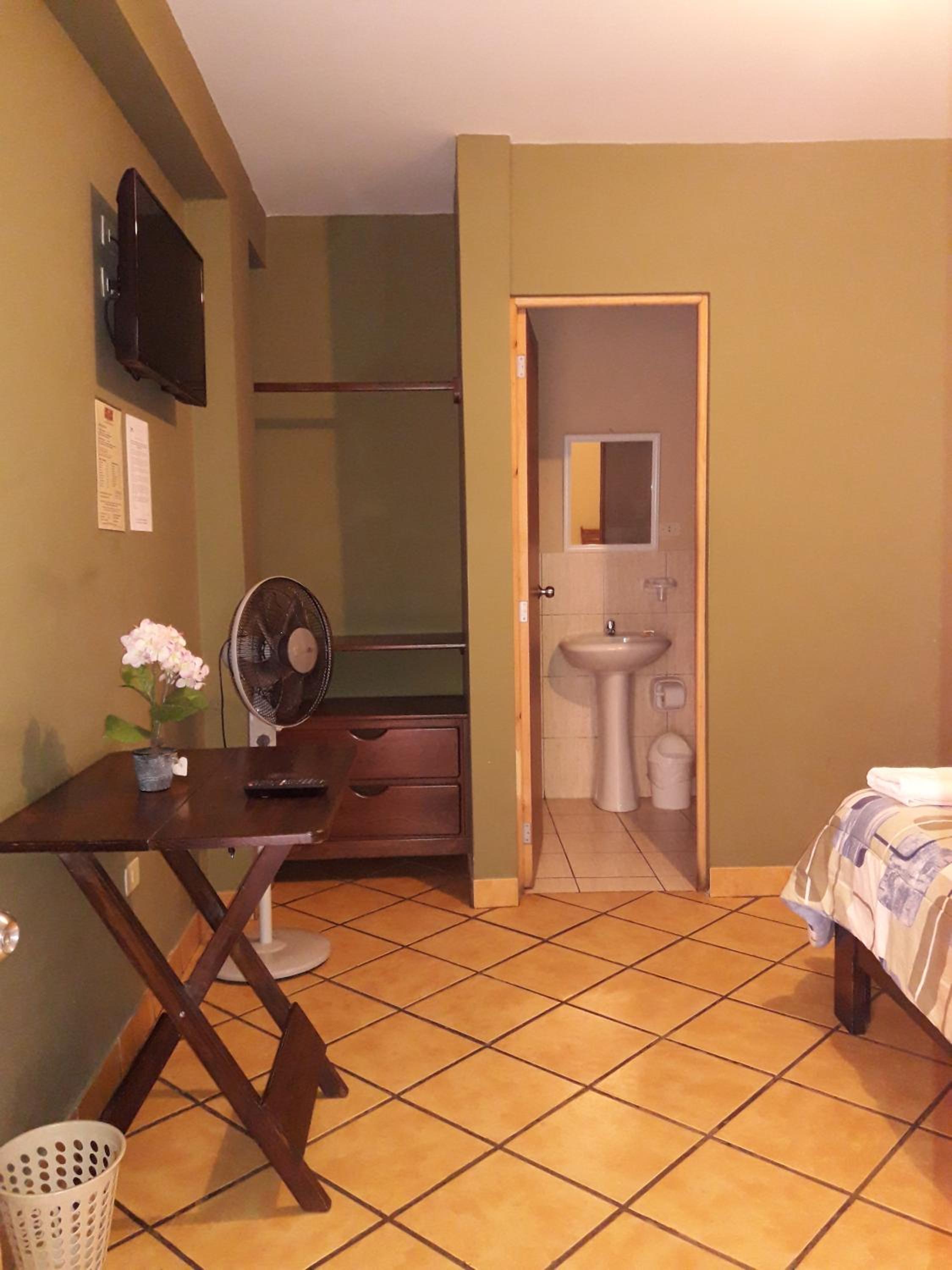 Photo 9