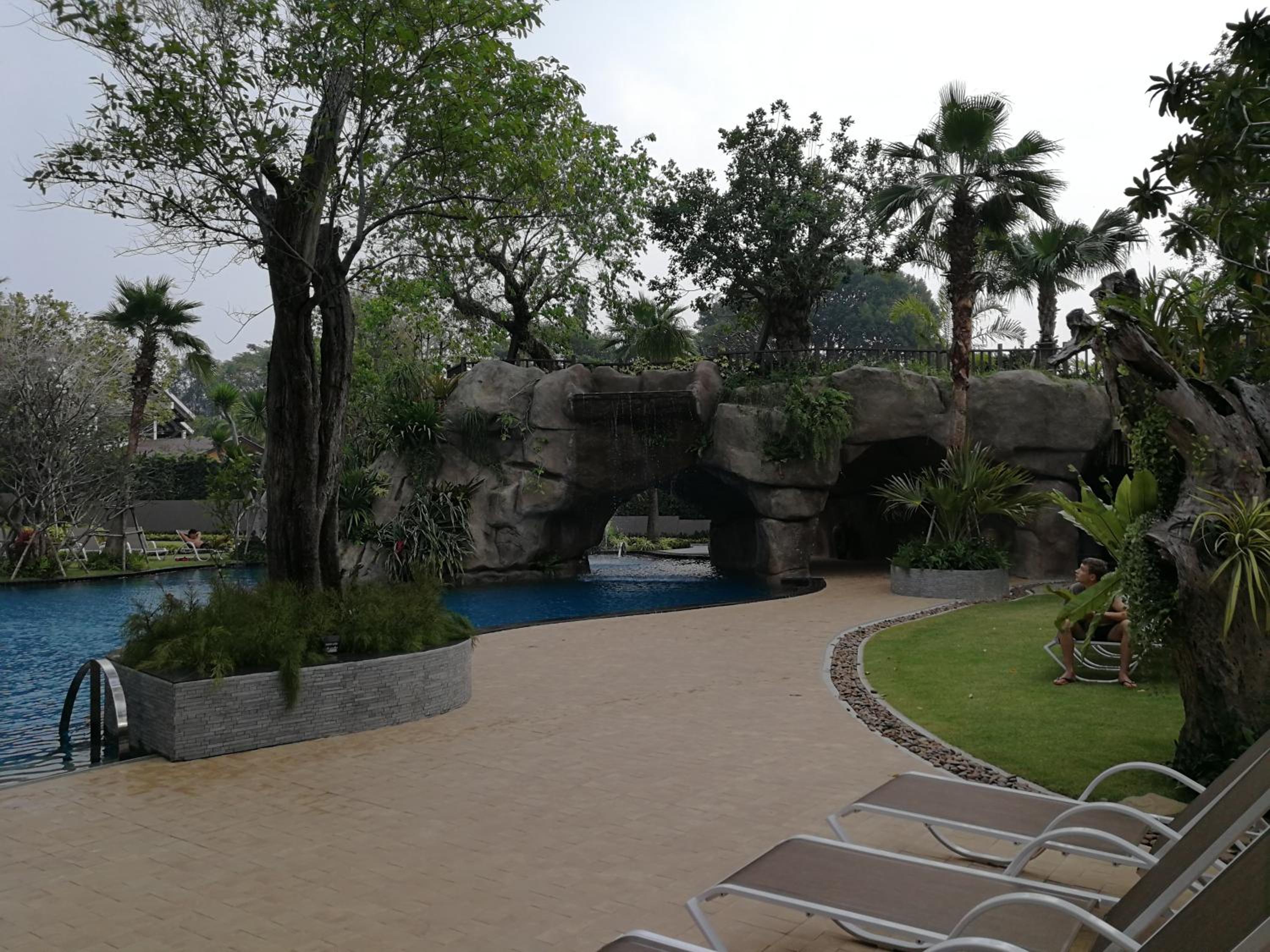The Riviera Wongamat Hong Apartment