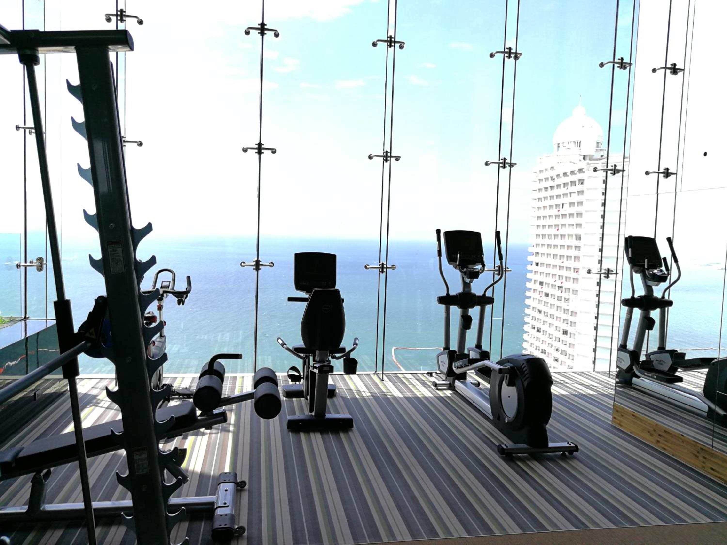 The Riviera Wongamat Hong Apartment