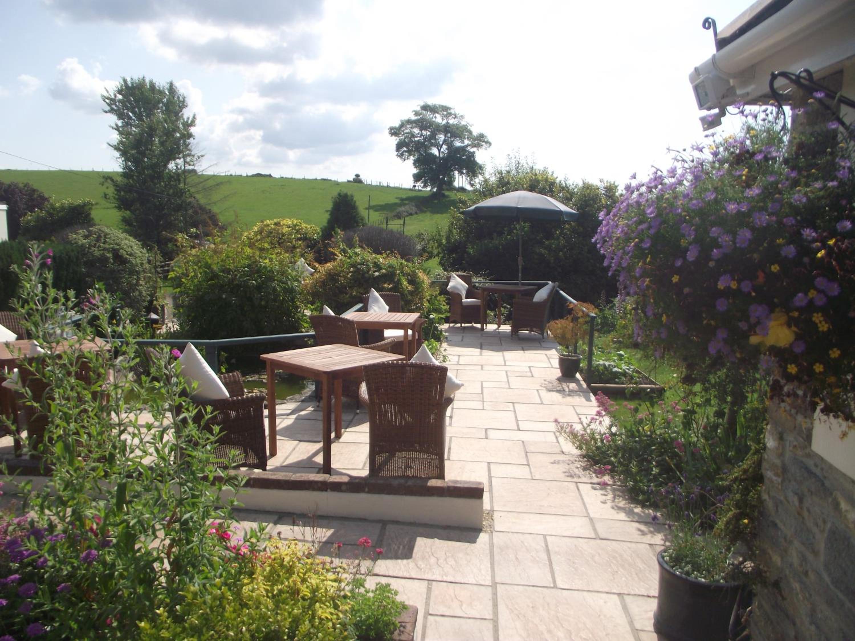 Yalbury Cottage