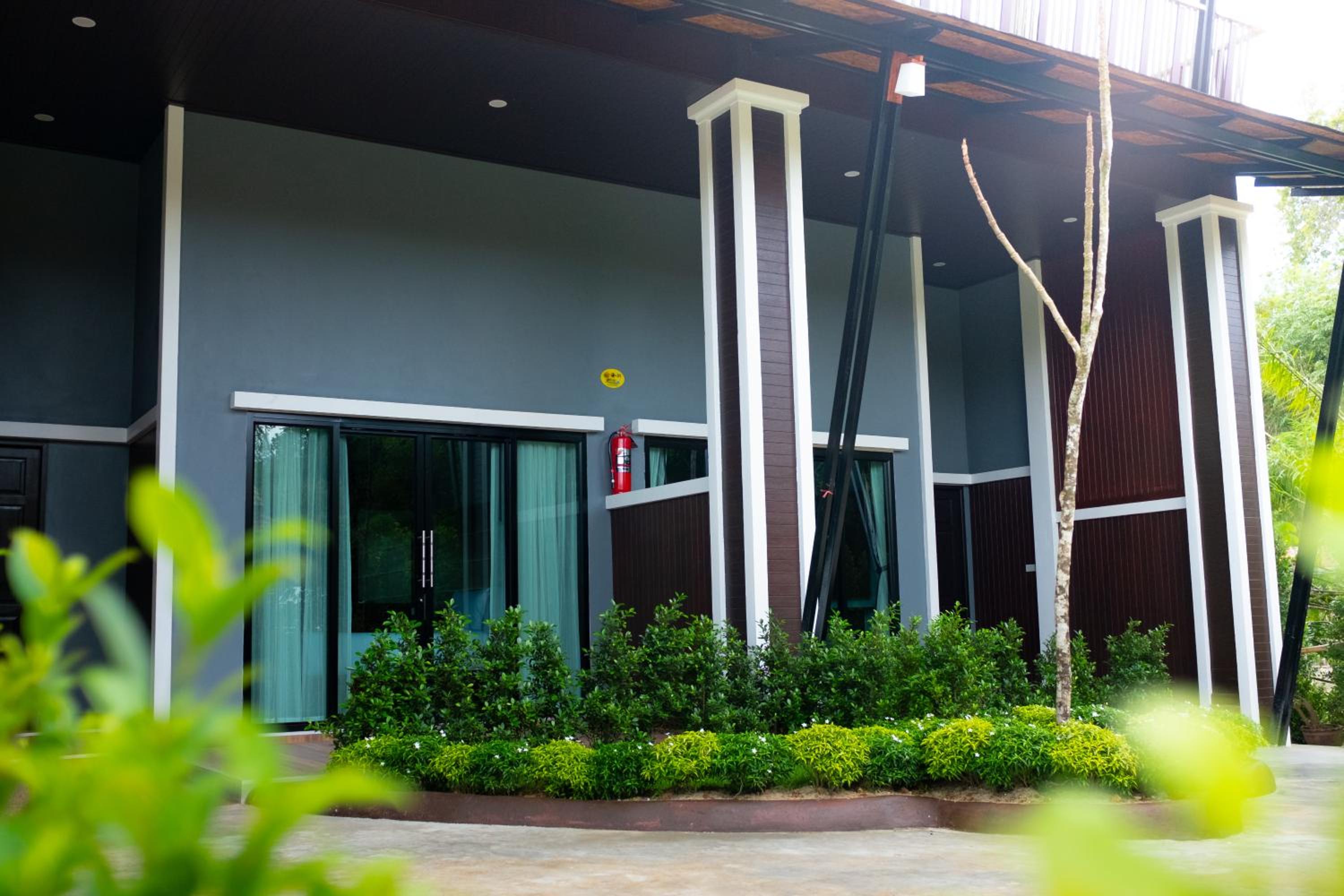 Oscar Villa Aonang Krabi