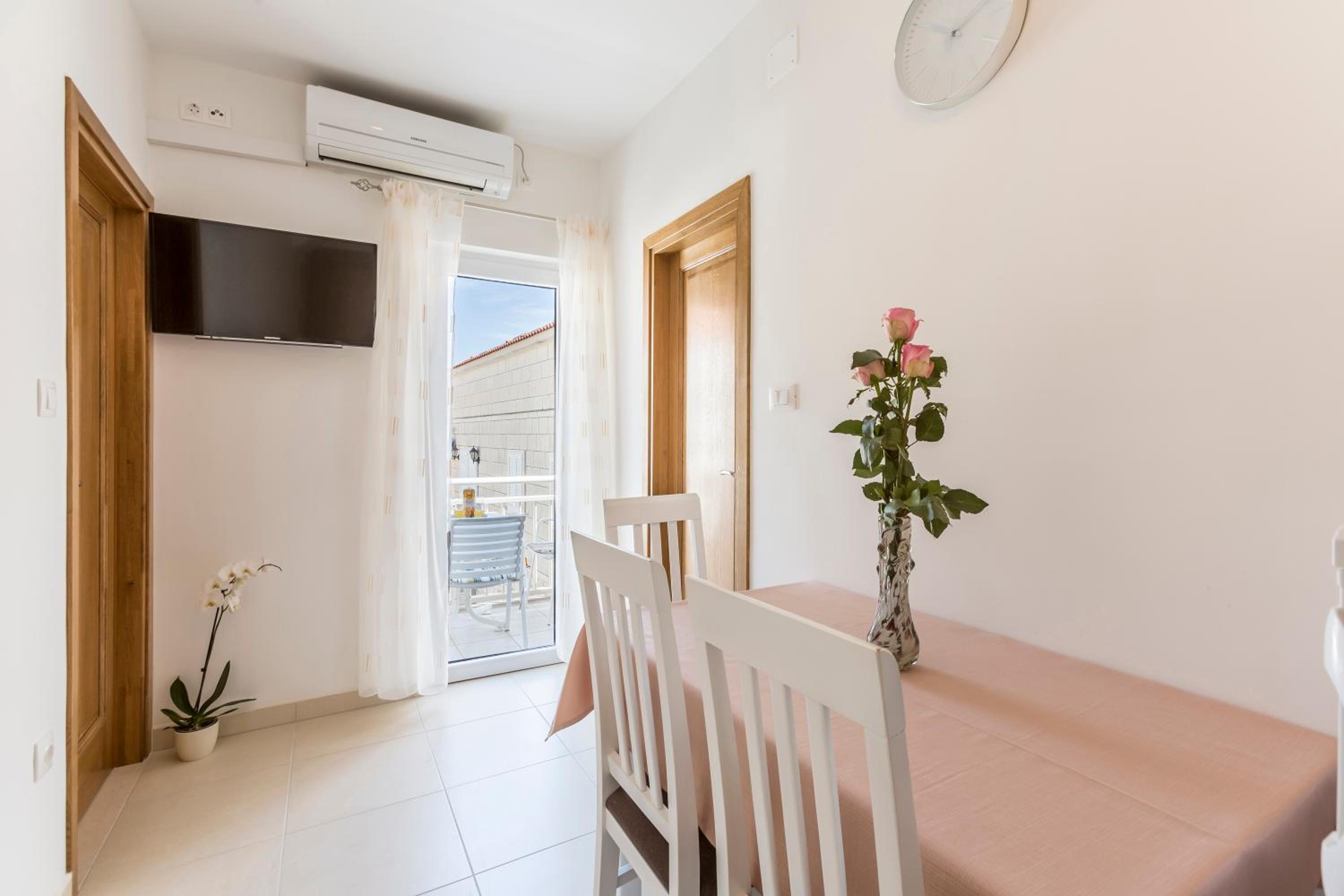 Apartmani Bezmalinović