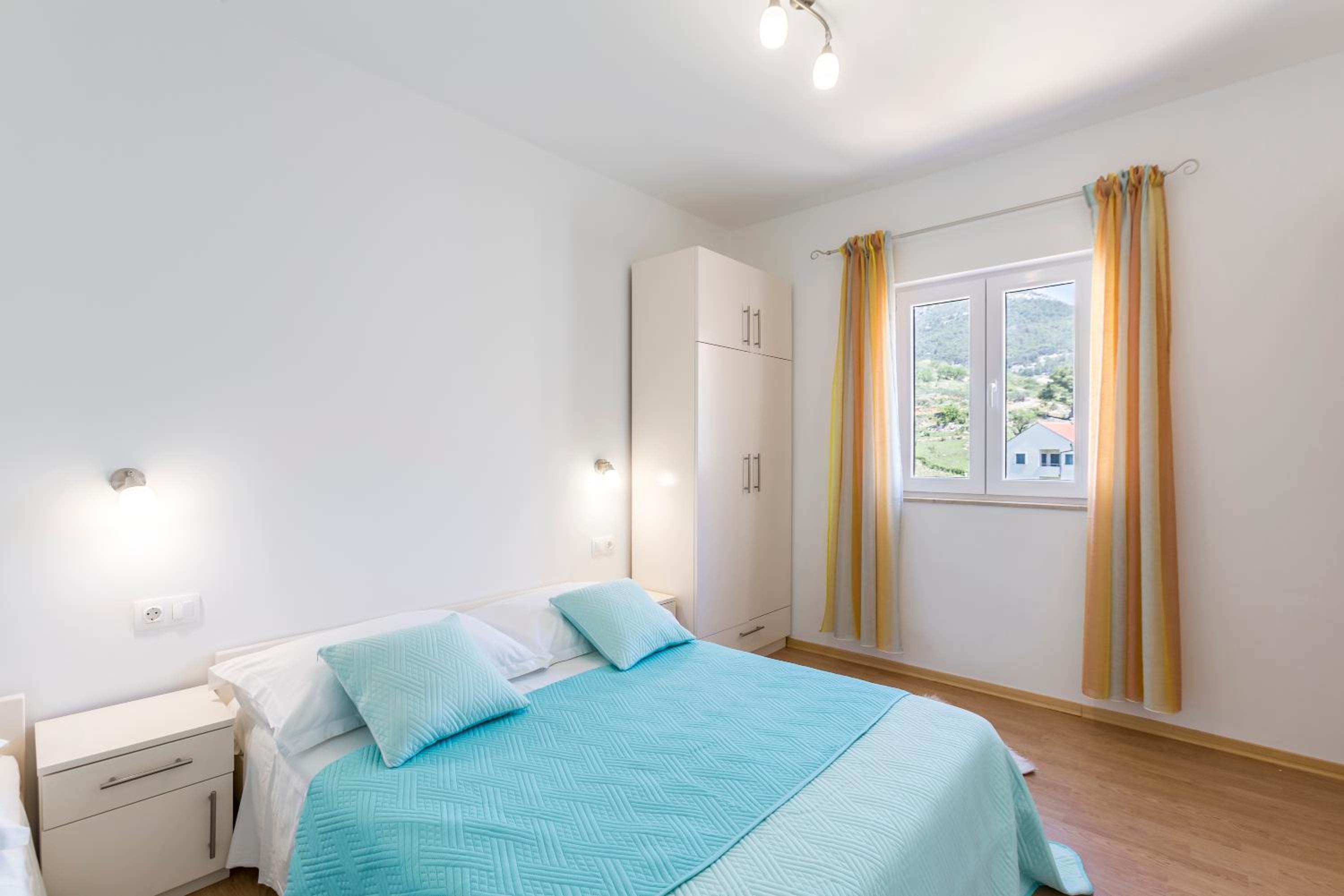 Apartmani Bezmalinović