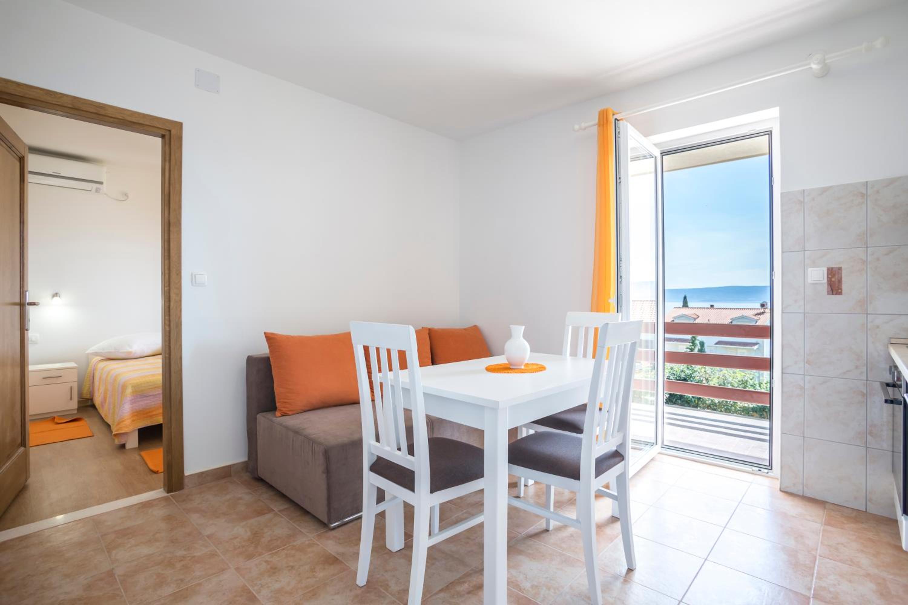 Apartmani Bezmalinović