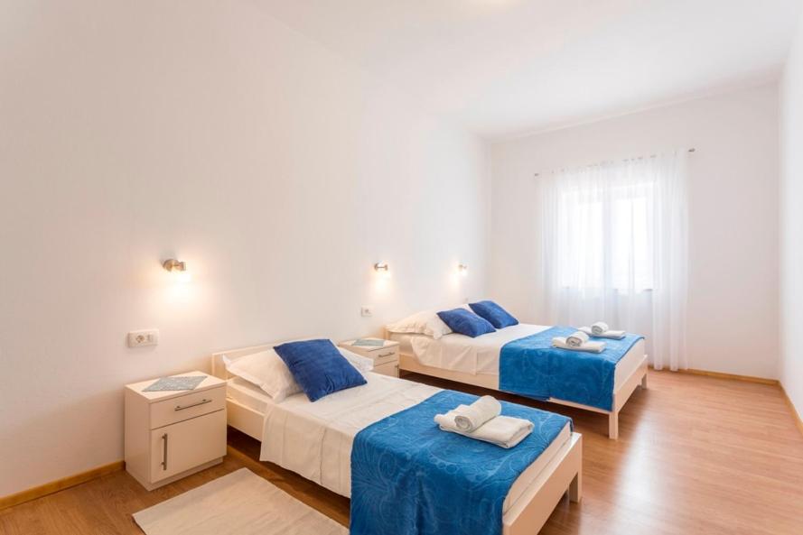 Apartmani Bezmalinović