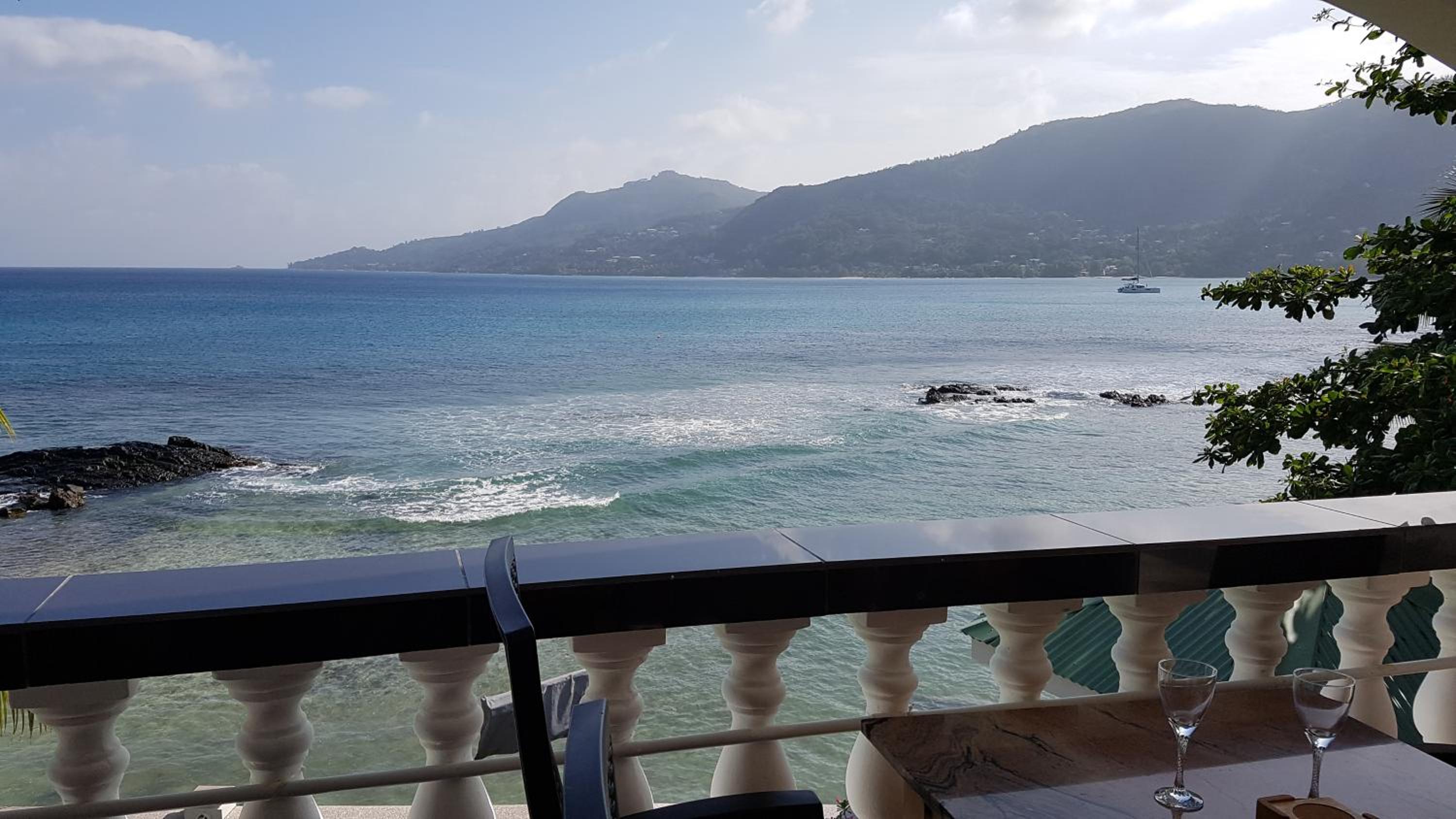 The Drake Seaside Apartment