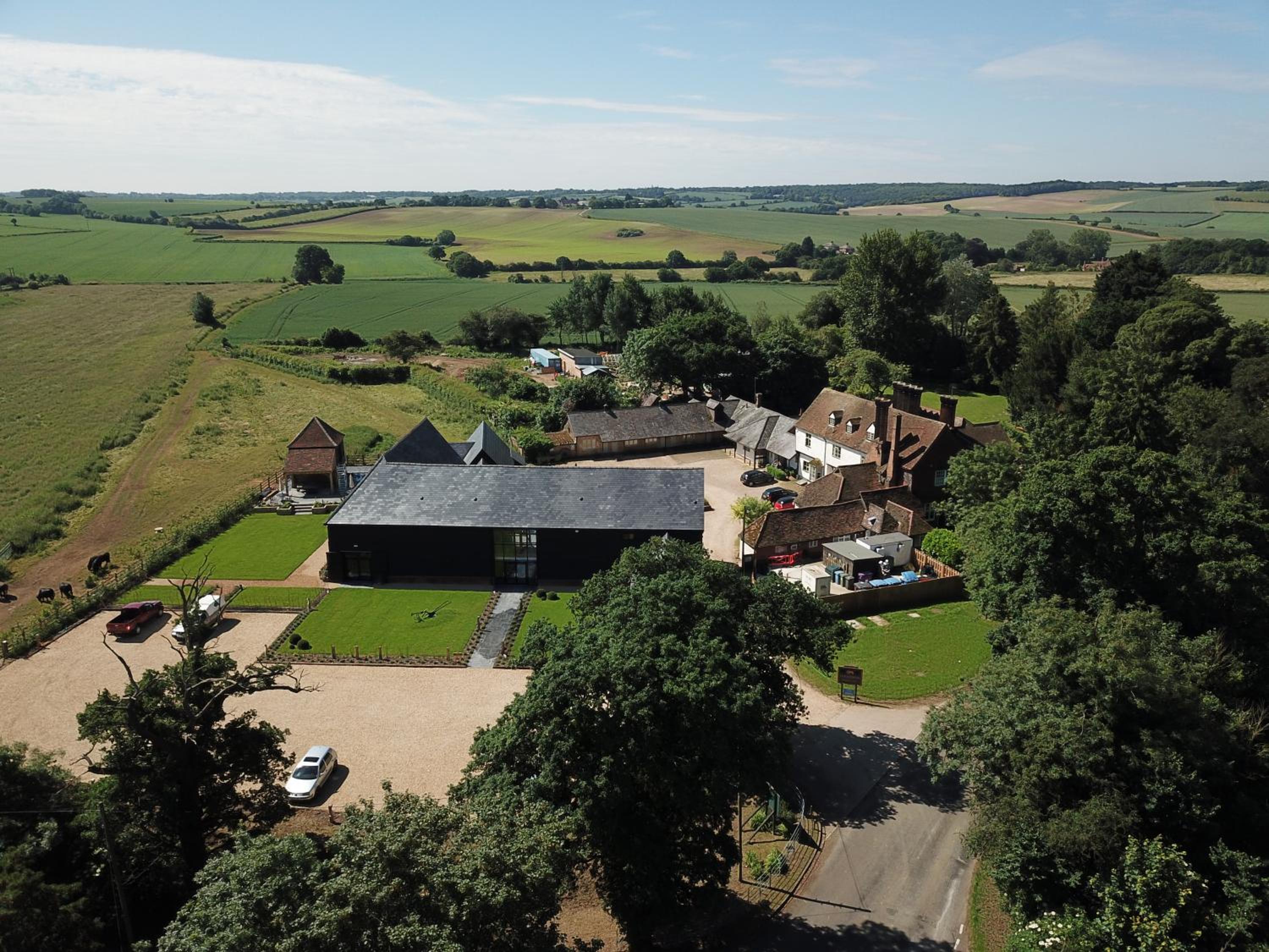 Stevenage Vacations - The Farmhouse at Redcoats - Property Image 4