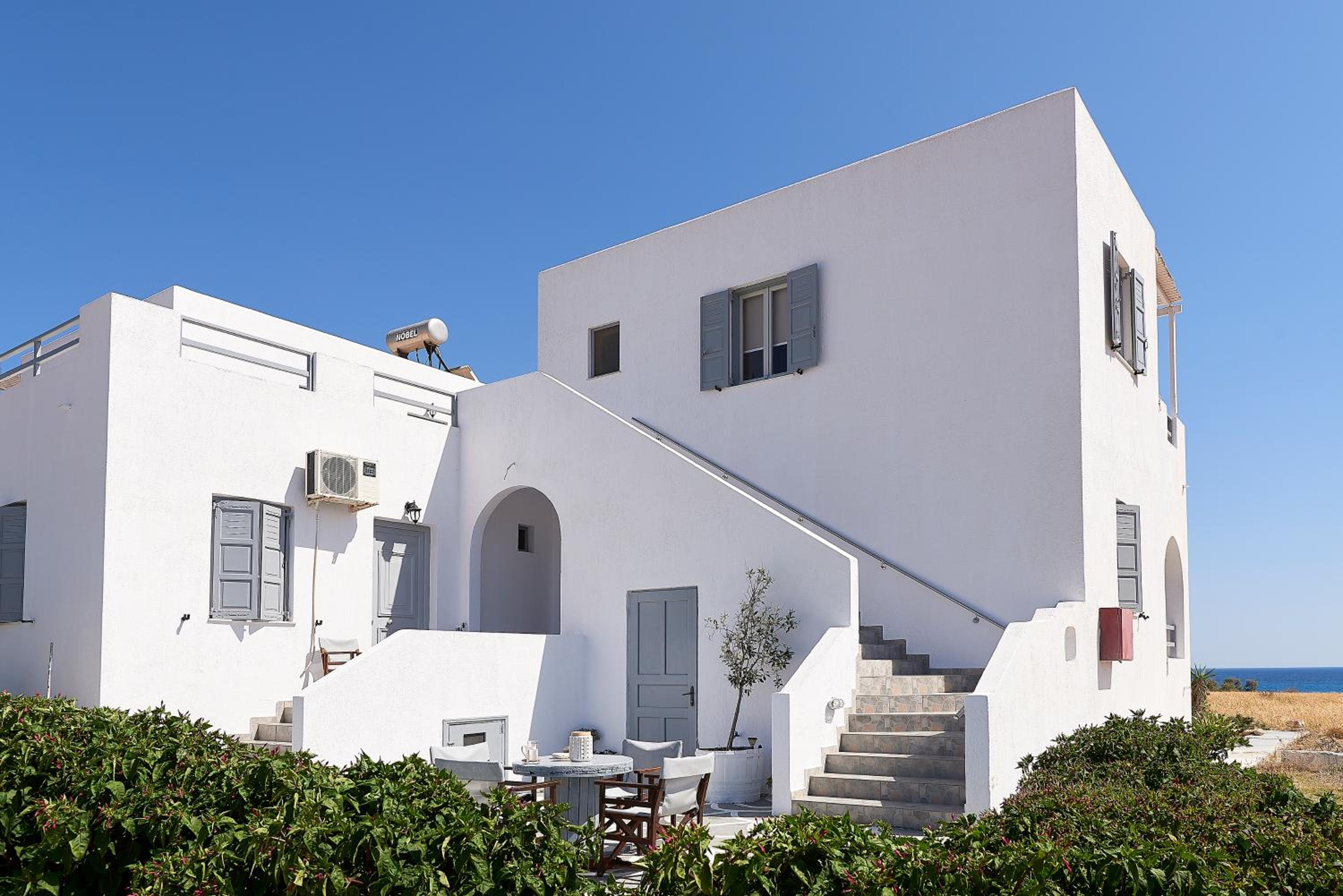 Muses Rooms Milos view 5