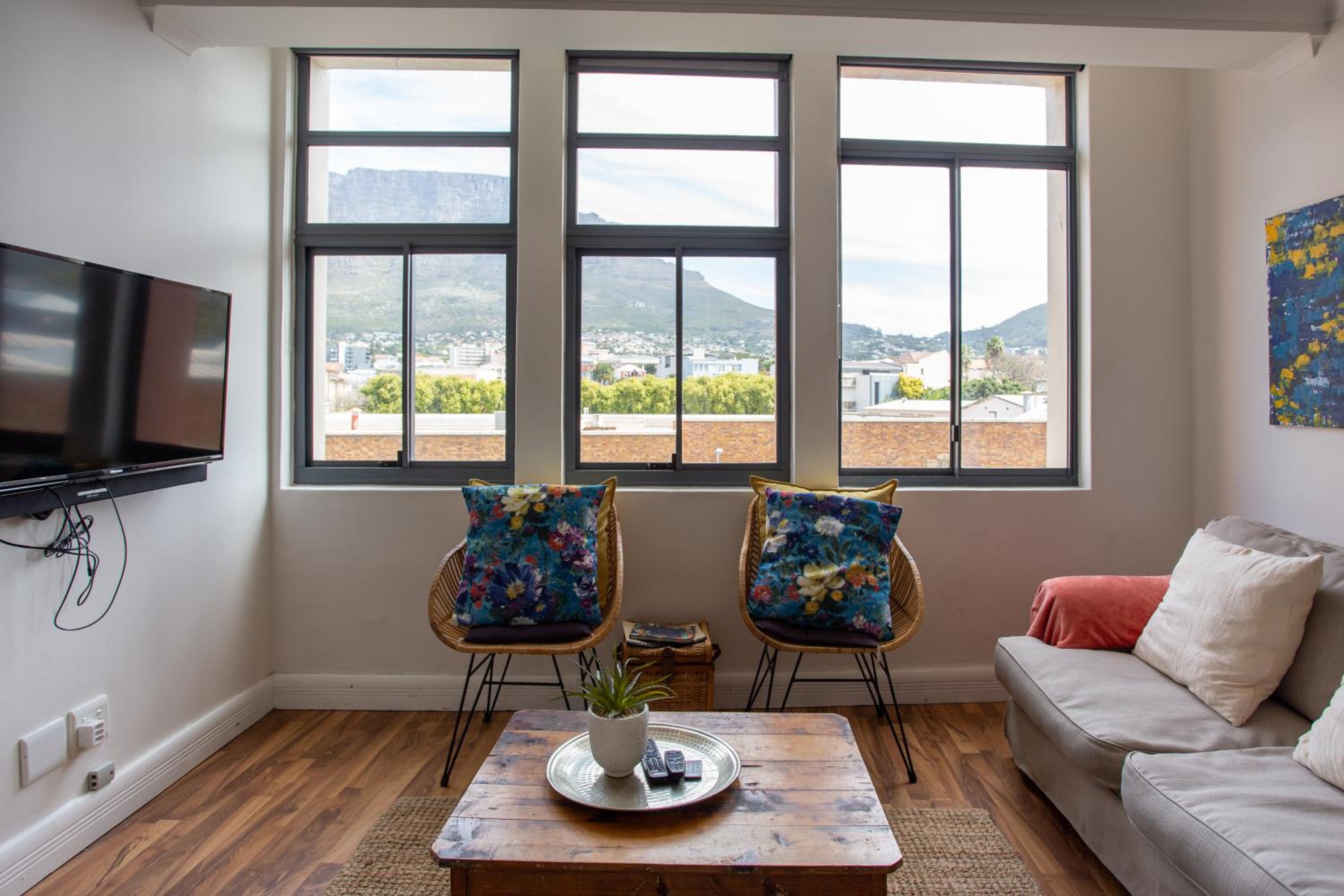 Trendy Cape Town CBD Apartment view 2