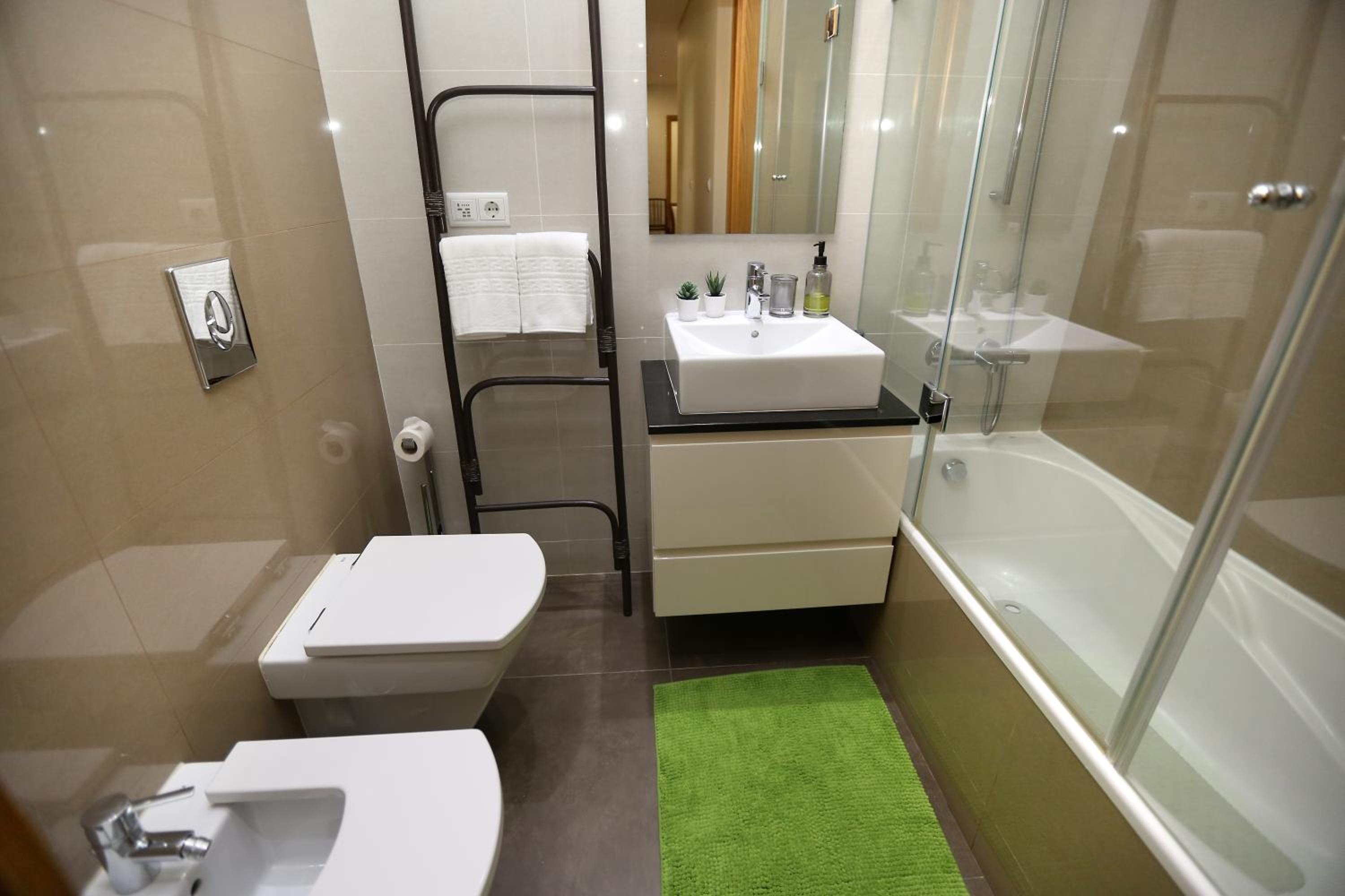 Like-home-T1 Apt-Best Place-Parque das Nações view 4