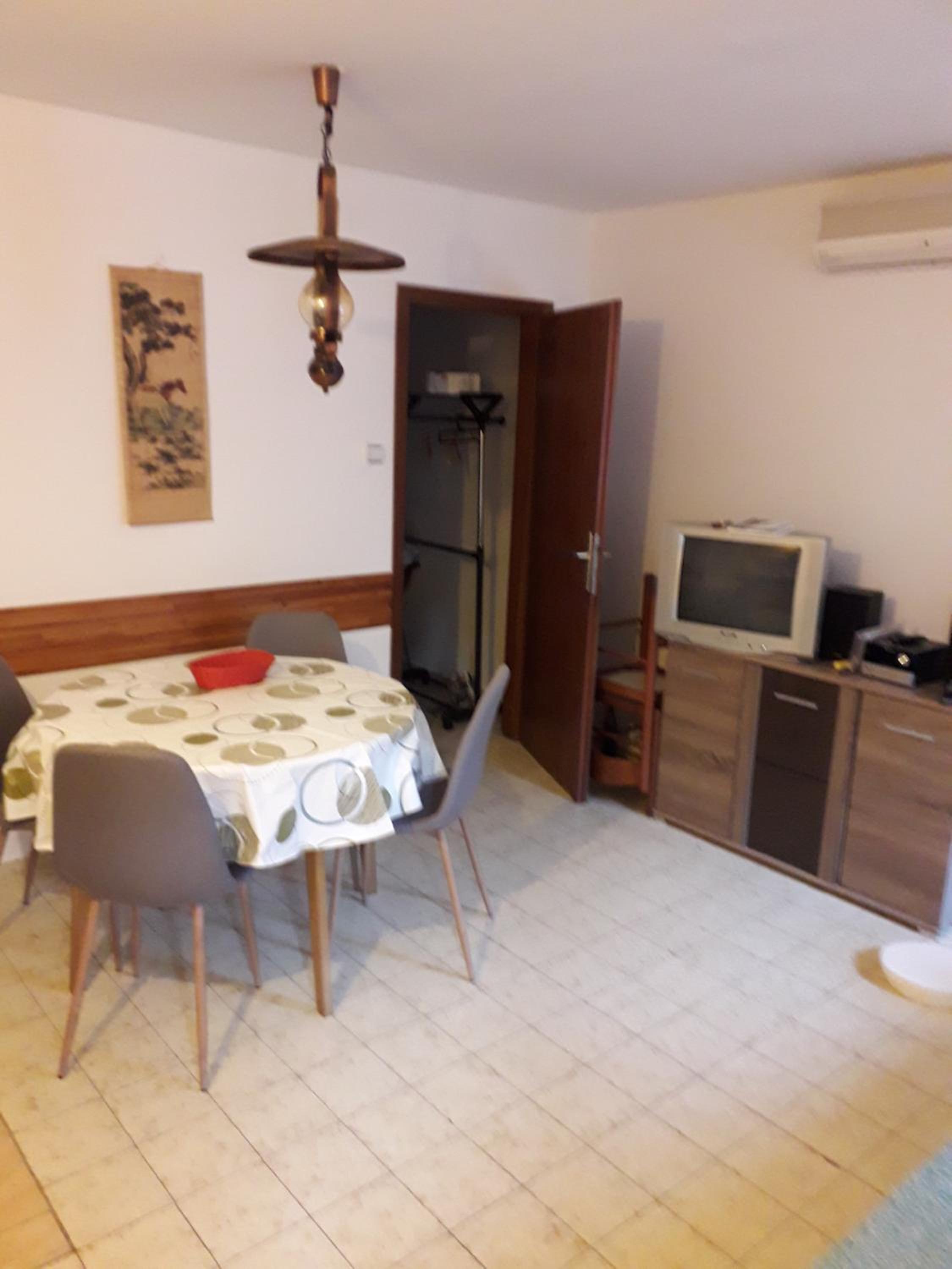Heart of Vis and Kut area Apartman Romandic