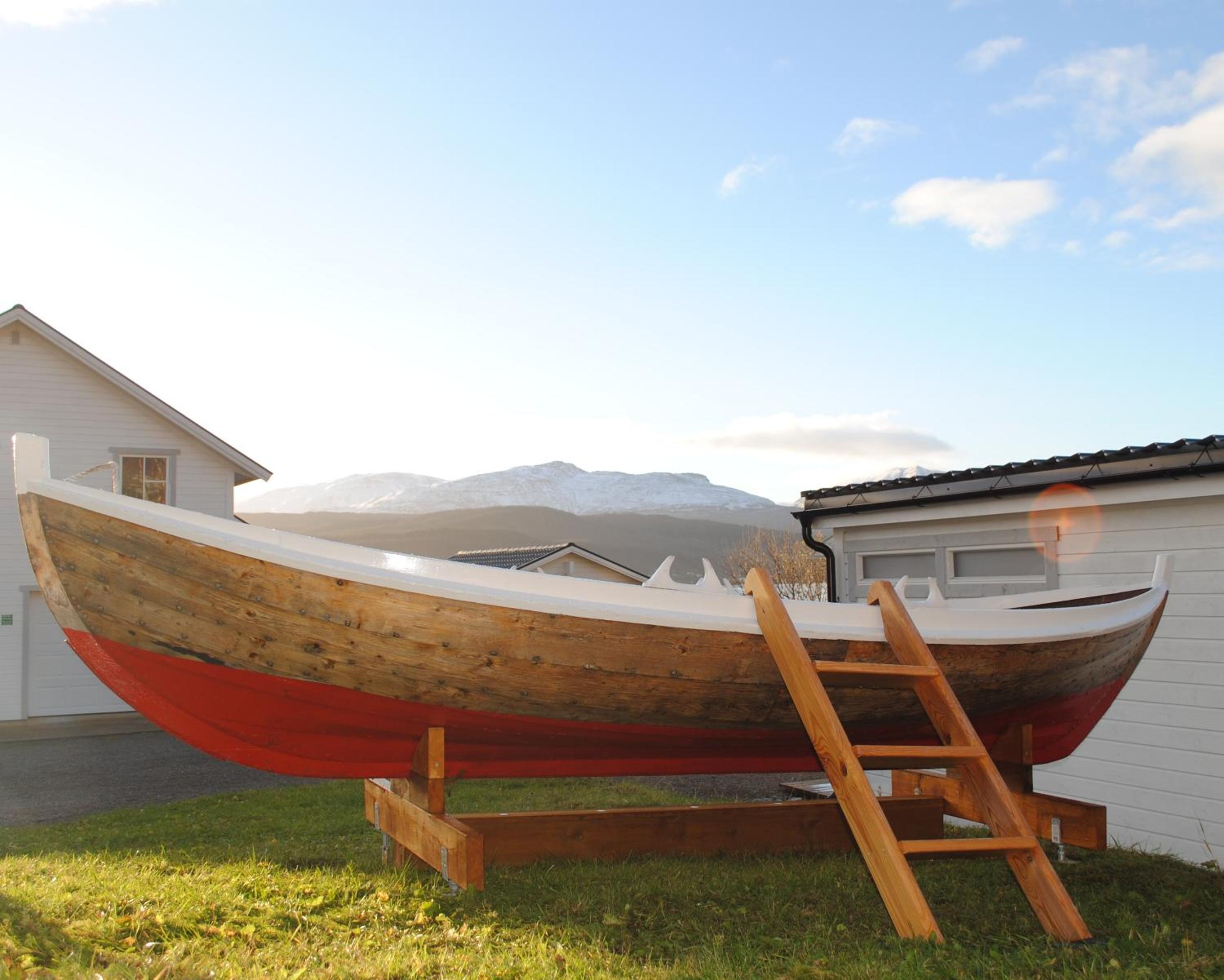 Furoy Hotel Apartments and Boating