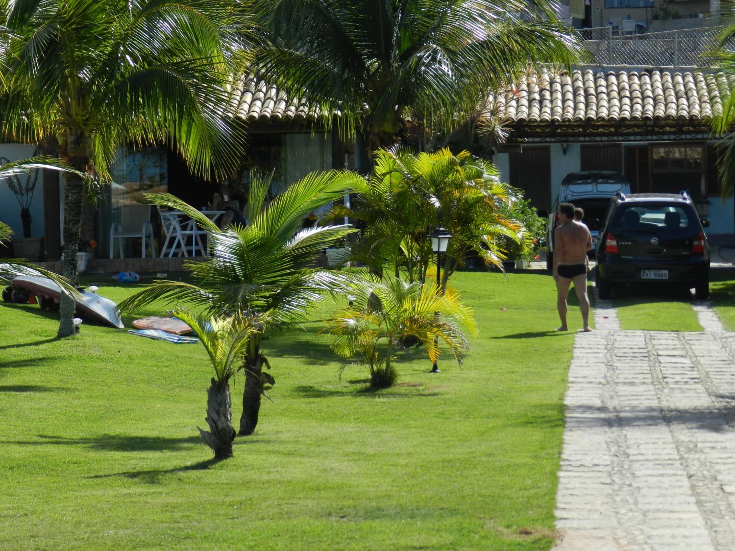 Excelente casa a 150 mts da Praia da Ferradura